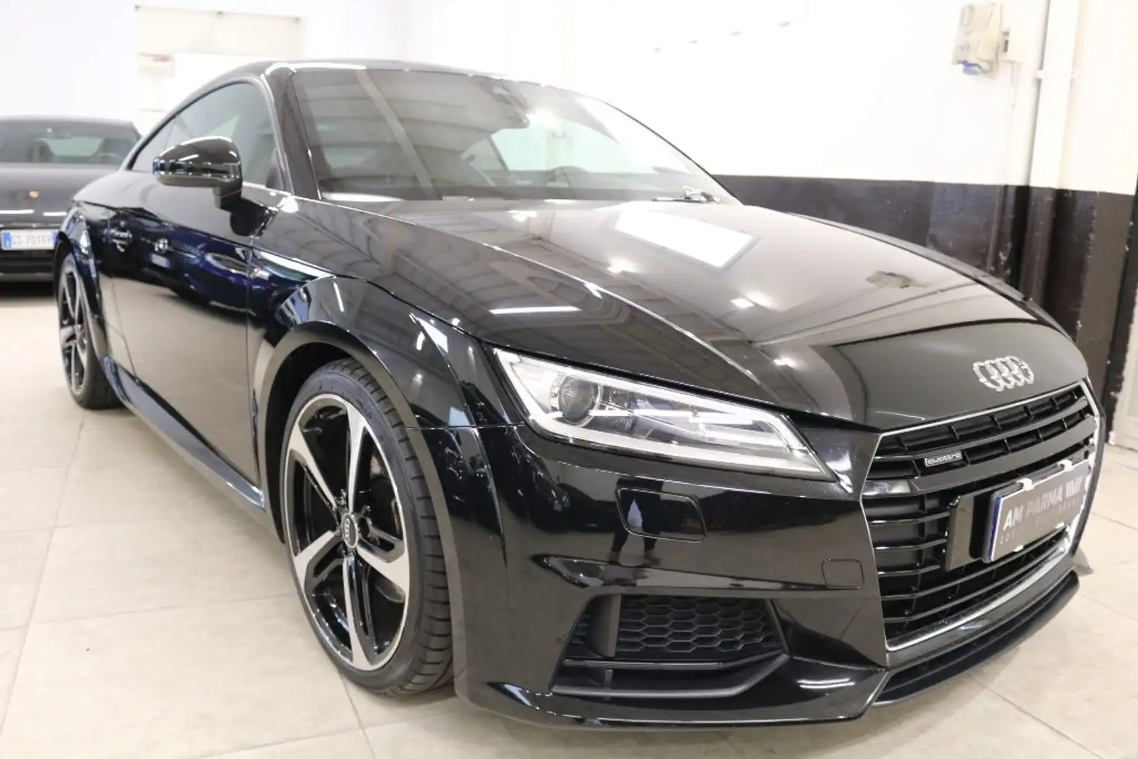 Audi TT Coupé 2.0 TFSI quattro S tronic S line Noir - 1