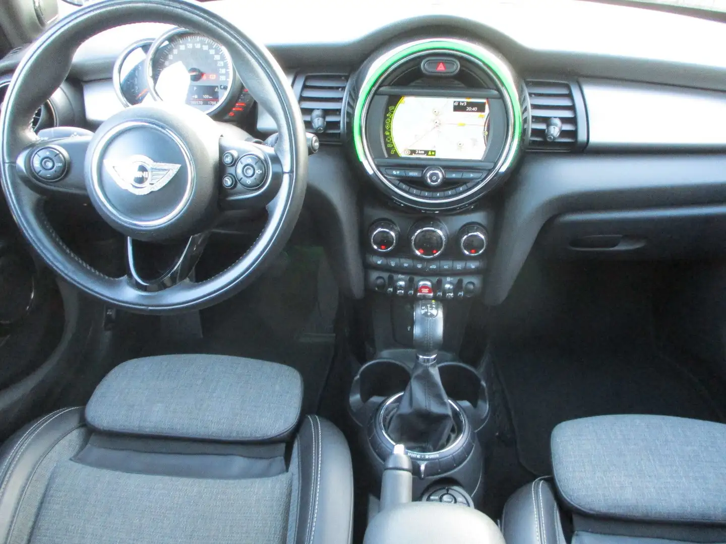MINI Cooper D NAVI LEDER PANORAMA LED PDC SITZH TEMPO Grau - 2