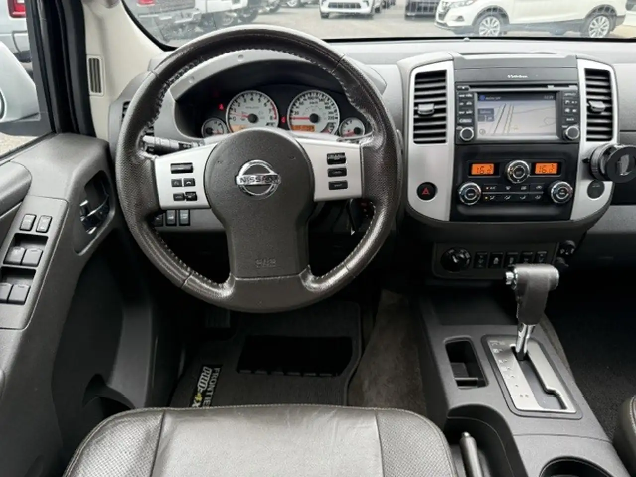 Nissan Frontier fotografie Nissan Frontier
