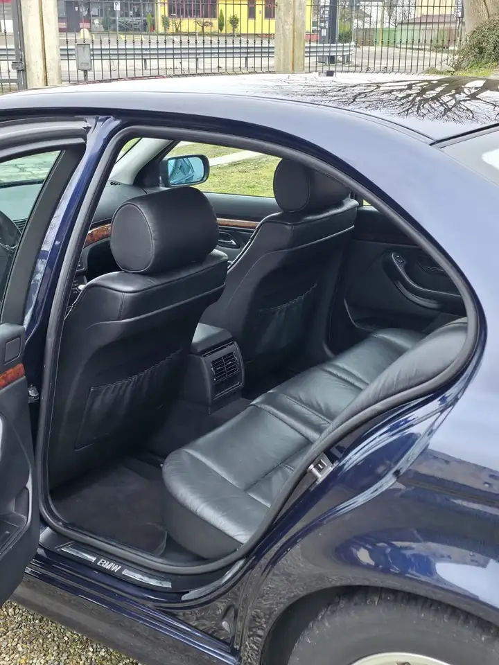 BMW 523i Futura, foto 9