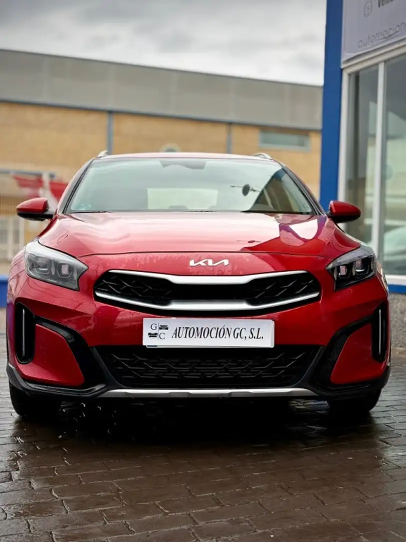 Kia XCeed 1.0 T-GDi Drive Burdeos - 1