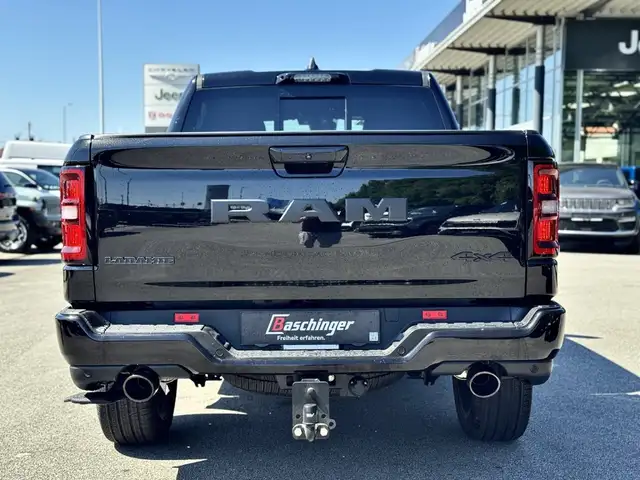 RAM 1500 view 5
