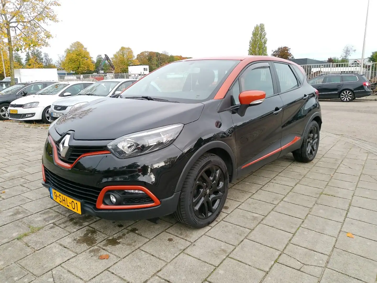Renault Captur 0.9 TCE EXPRESSION Zwart - 2