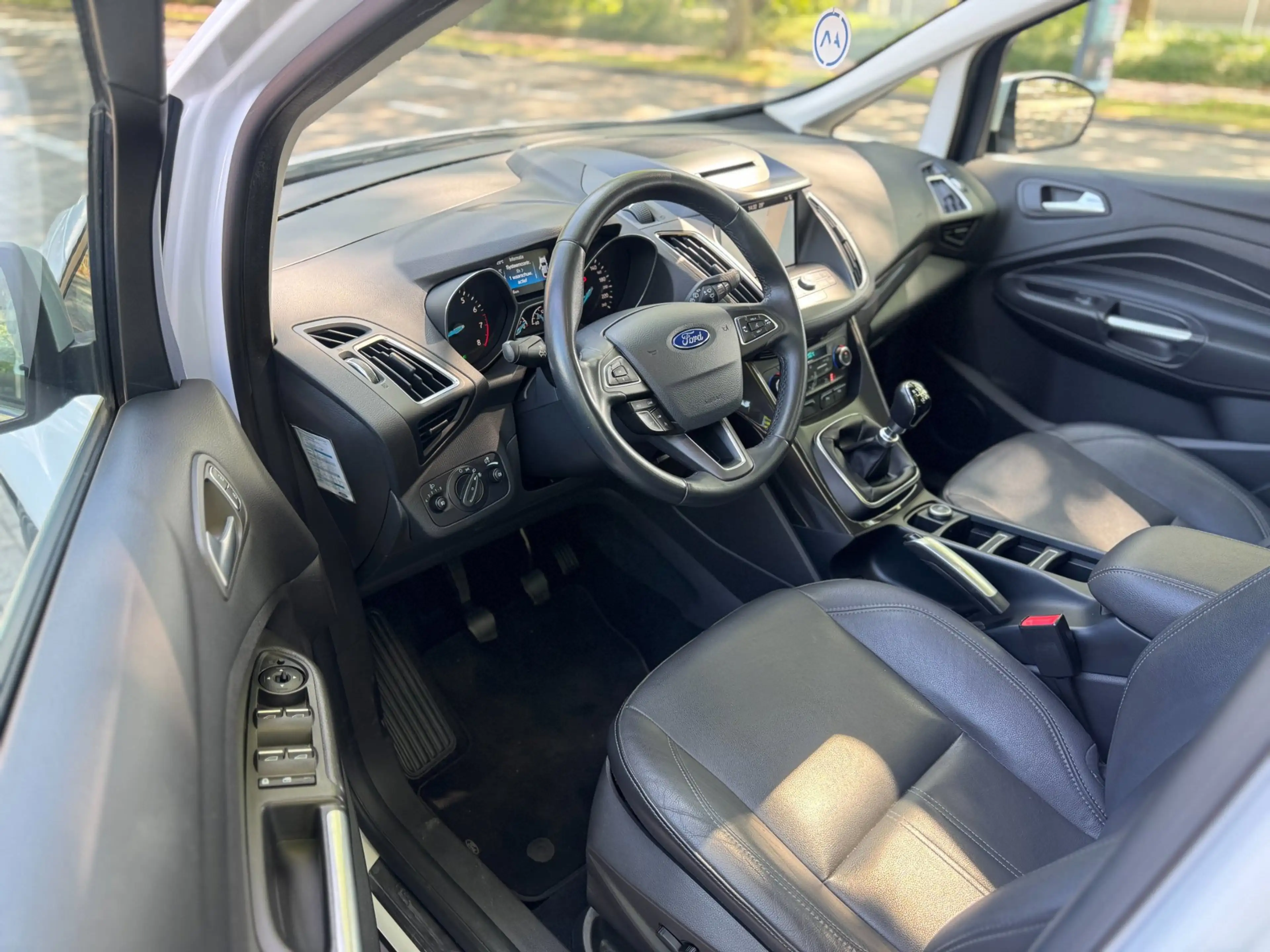 Ford Grand C-Max 1.0 Titanium 7 zits PANO Leer Facelift Vol Dealer — photo 36