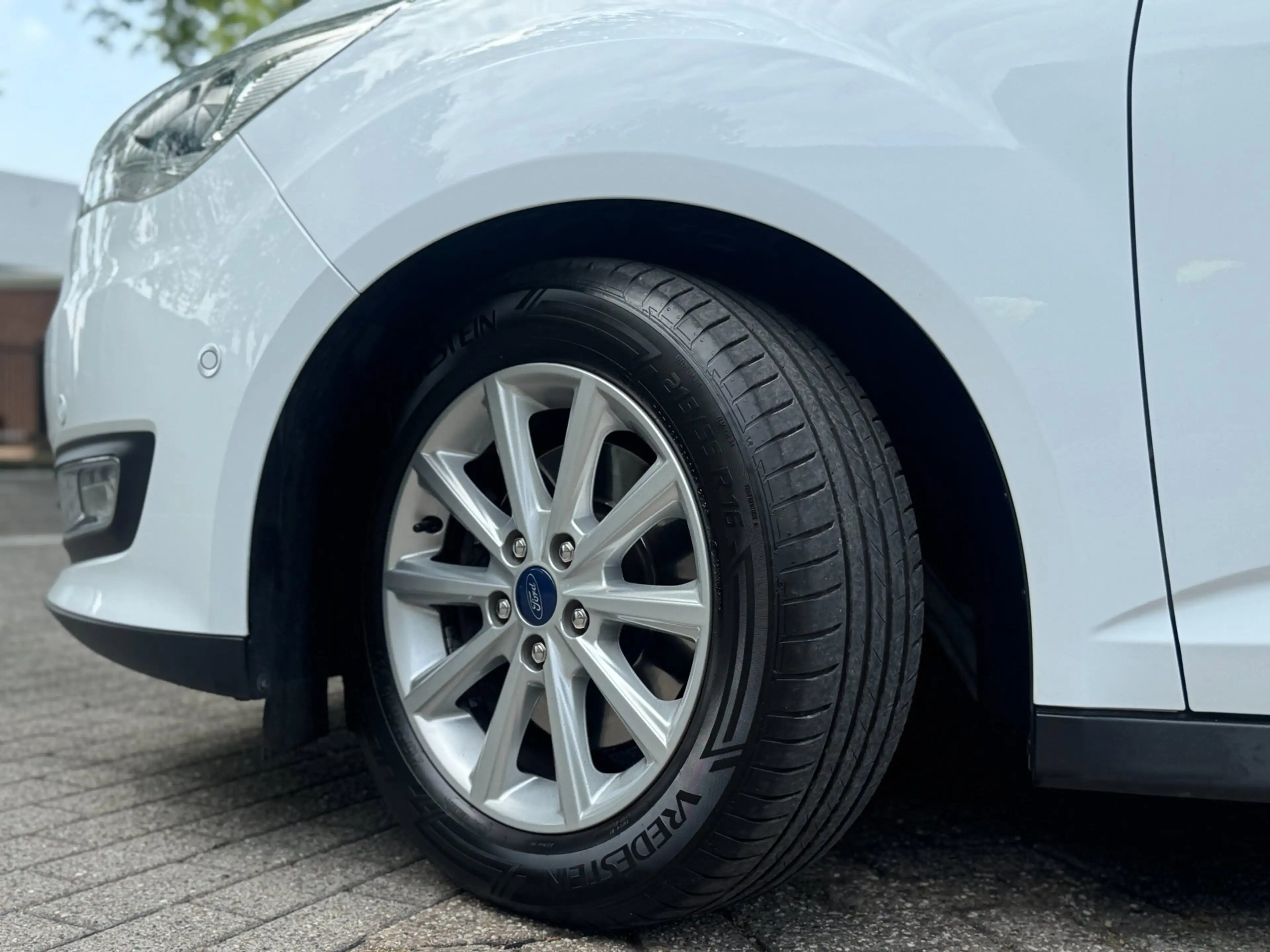 Ford Grand C-Max 1.0 Titanium 7 zits PANO Leer Facelift Vol Dealer — photo 32
