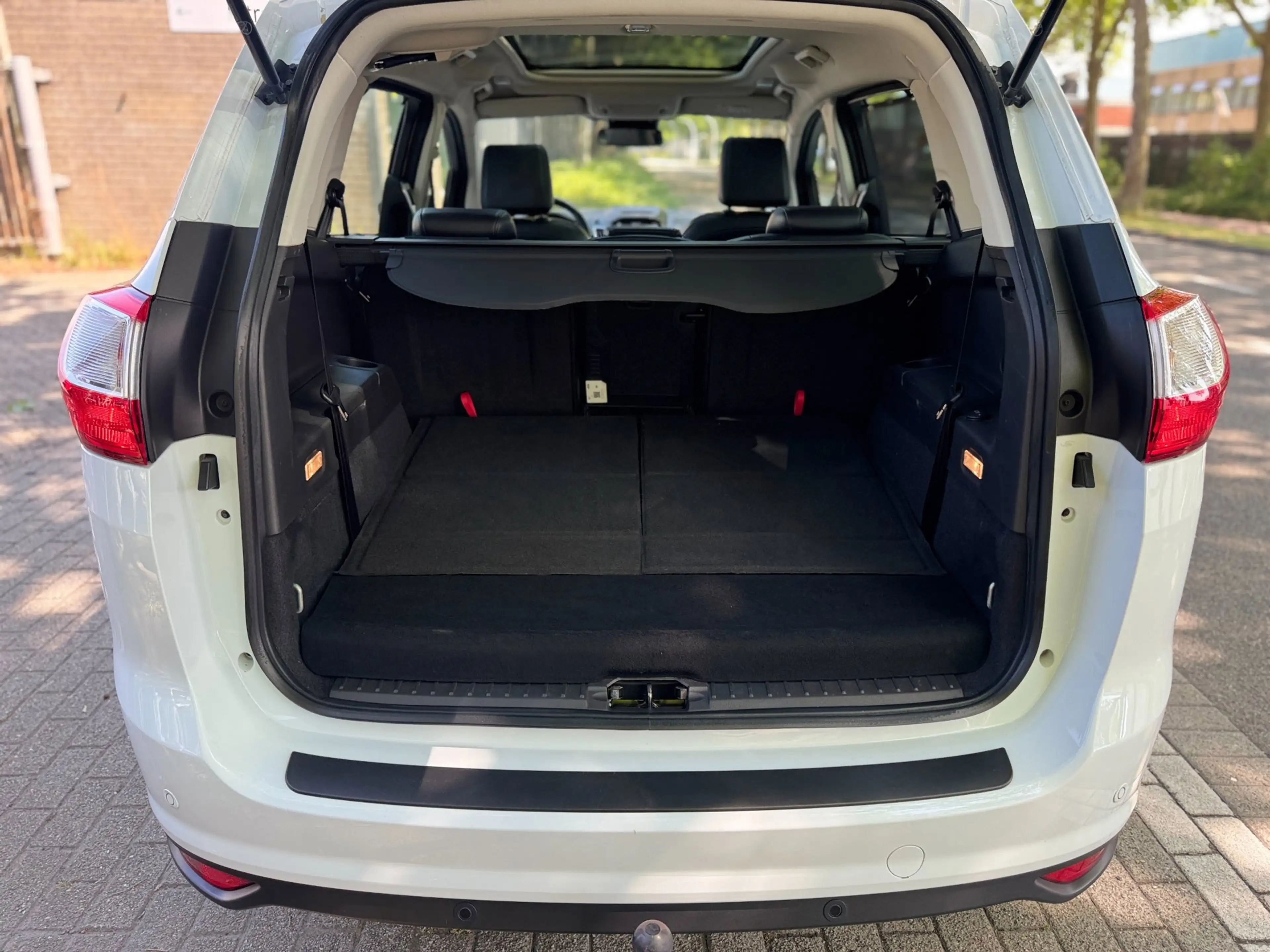 Ford Grand C-Max 1.0 Titanium 7 zits PANO Leer Facelift Vol Dealer — photo 45