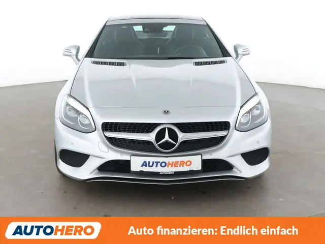 Mercedes-Benz SLC view 9