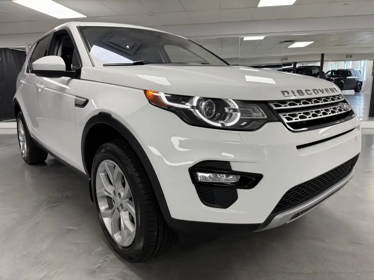 Land Rover Discovery Sport снимка Land Rover Discovery Sport