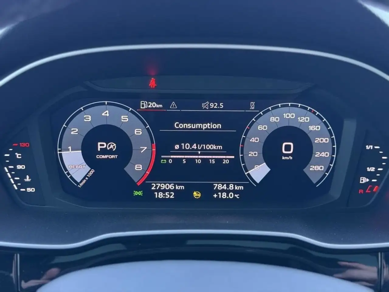 Audi Q3 снимка Audi Q3