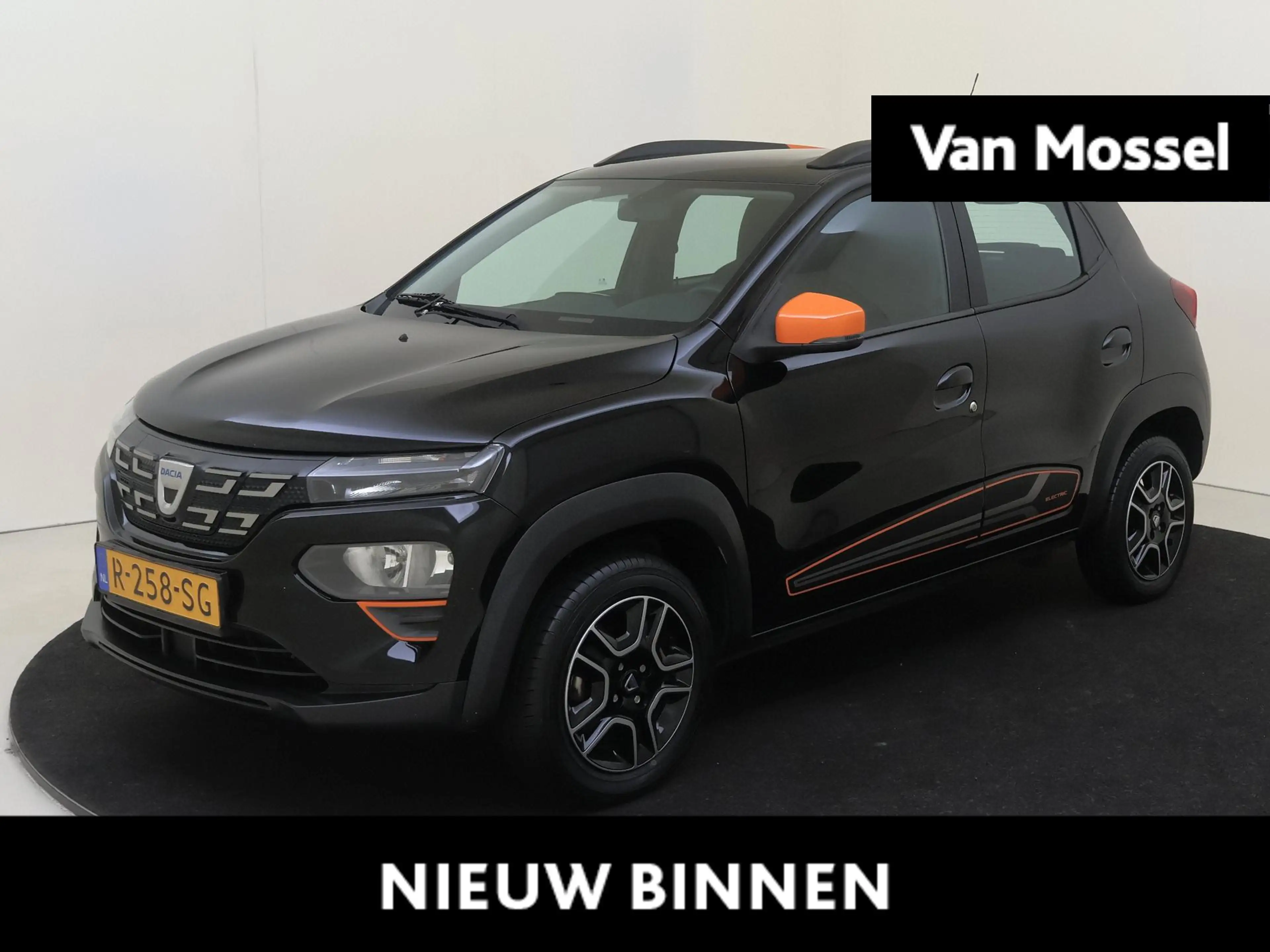 Dacia Spring Comfort Plus 27 kWh | Leder | bluetooth | airco