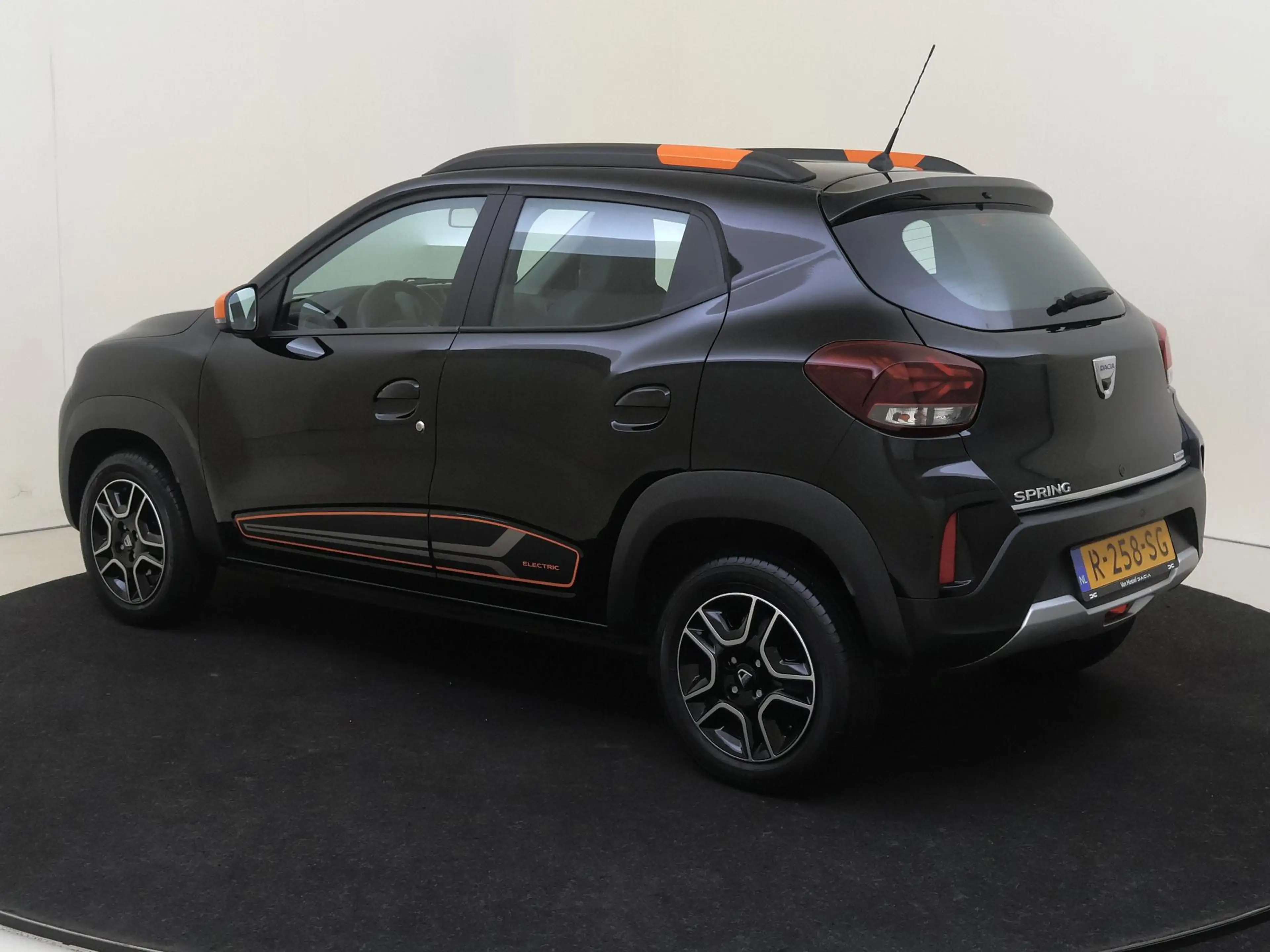 Dacia Spring Comfort Plus 27 kWh | Leder | bluetooth | airco — photo 3