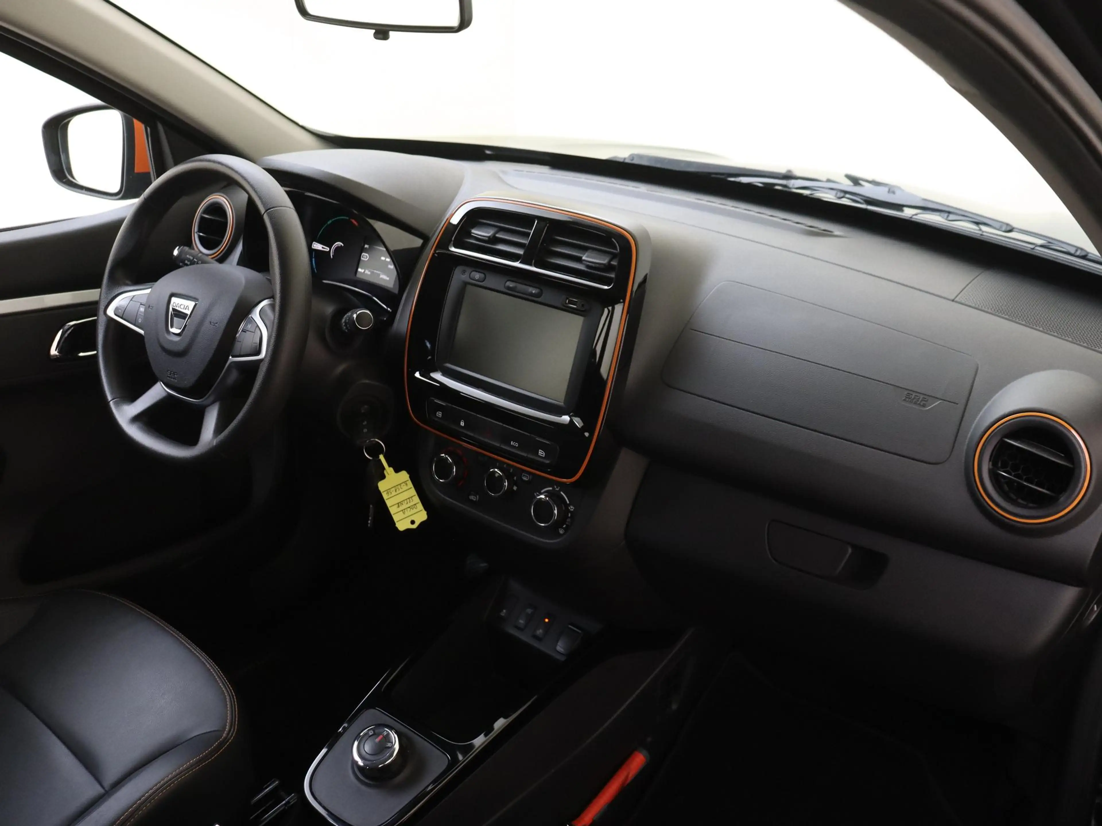 Dacia Spring Comfort Plus 27 kWh | Leder | bluetooth | airco — photo 5