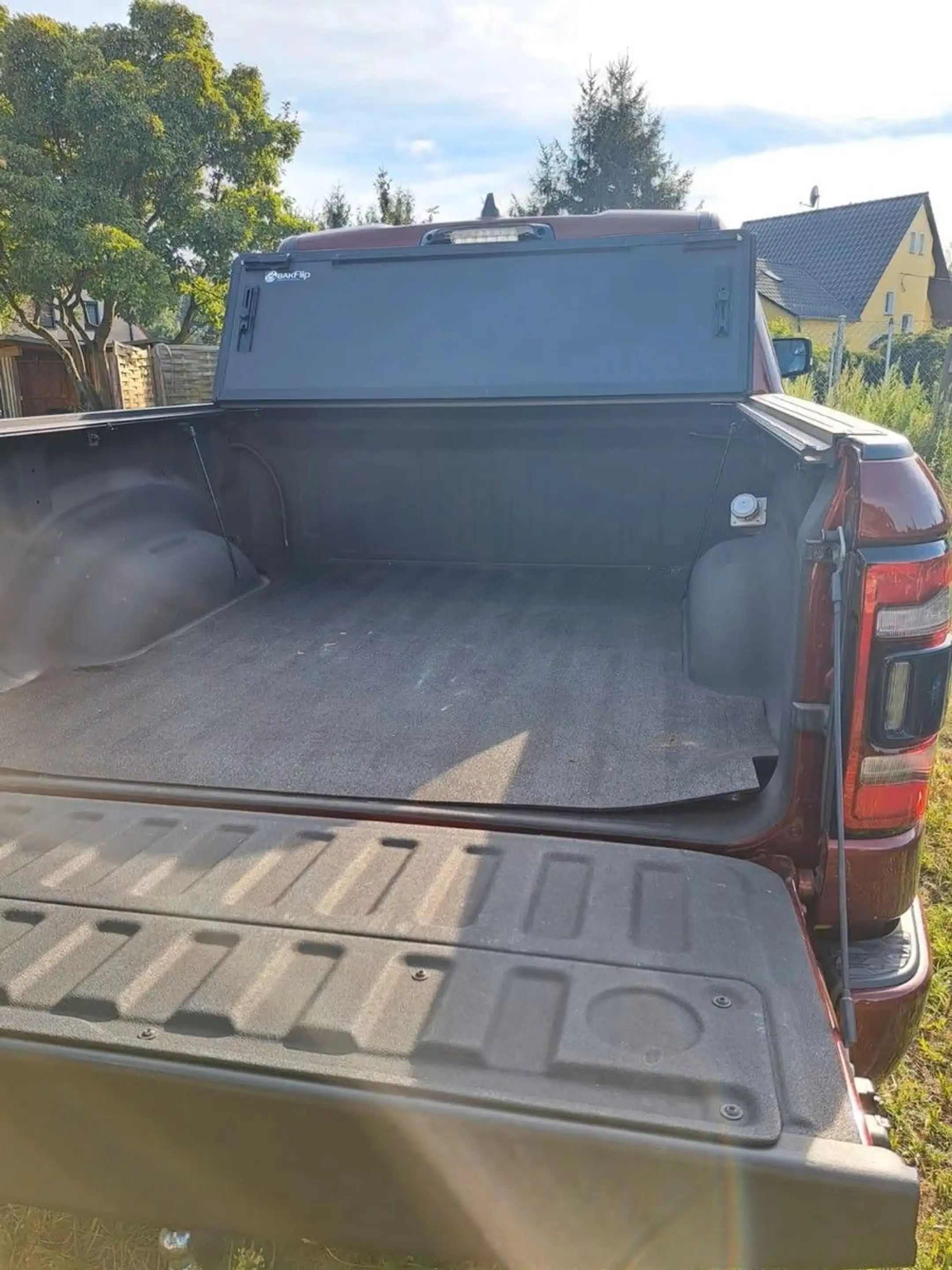 Dodge RAM 1500 Limited Night *PANO*LPG*Klappe*Winch — photo 13