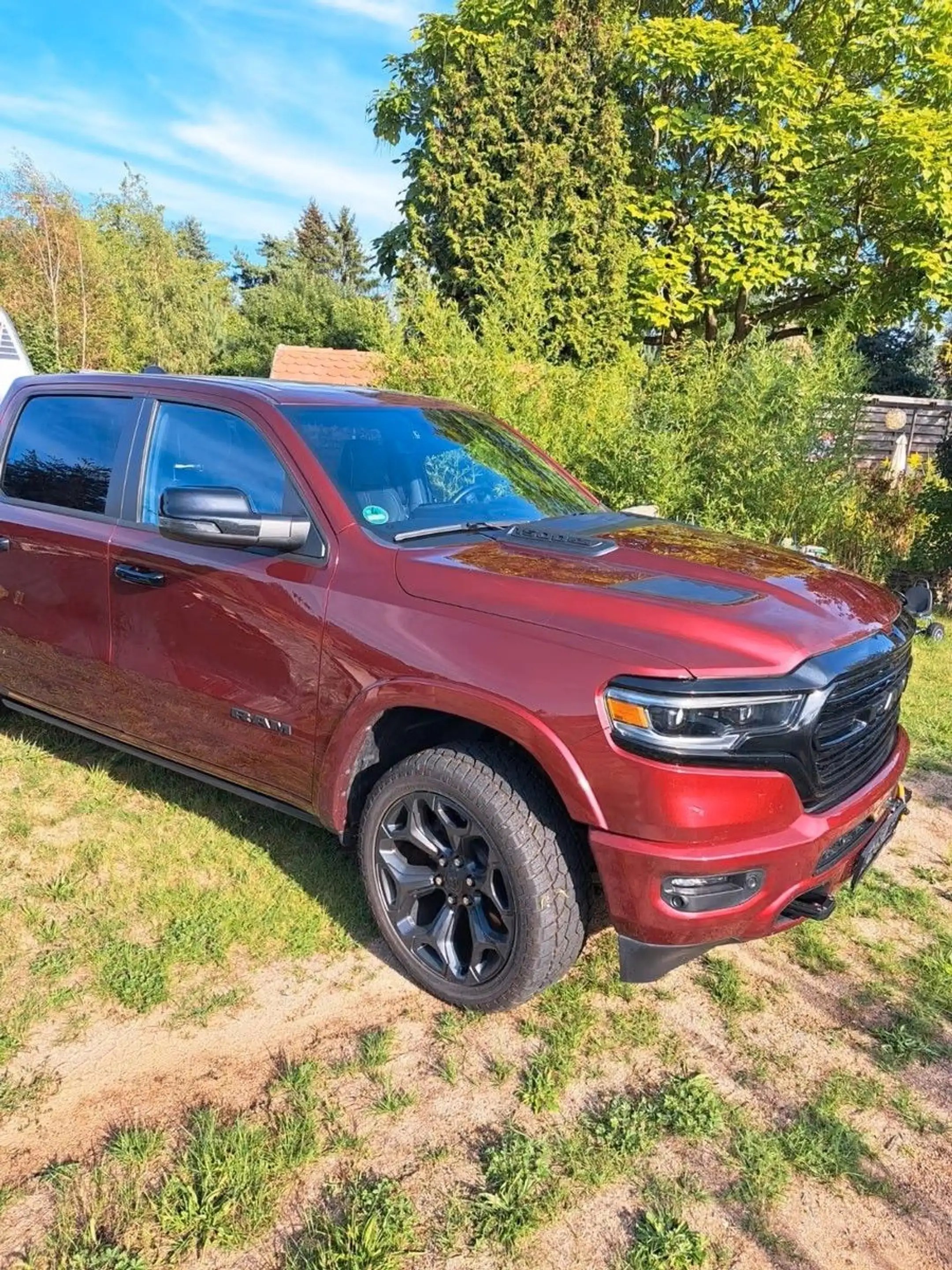 Dodge RAM 1500 Limited Night *PANO*LPG*Klappe*Winch — photo 2