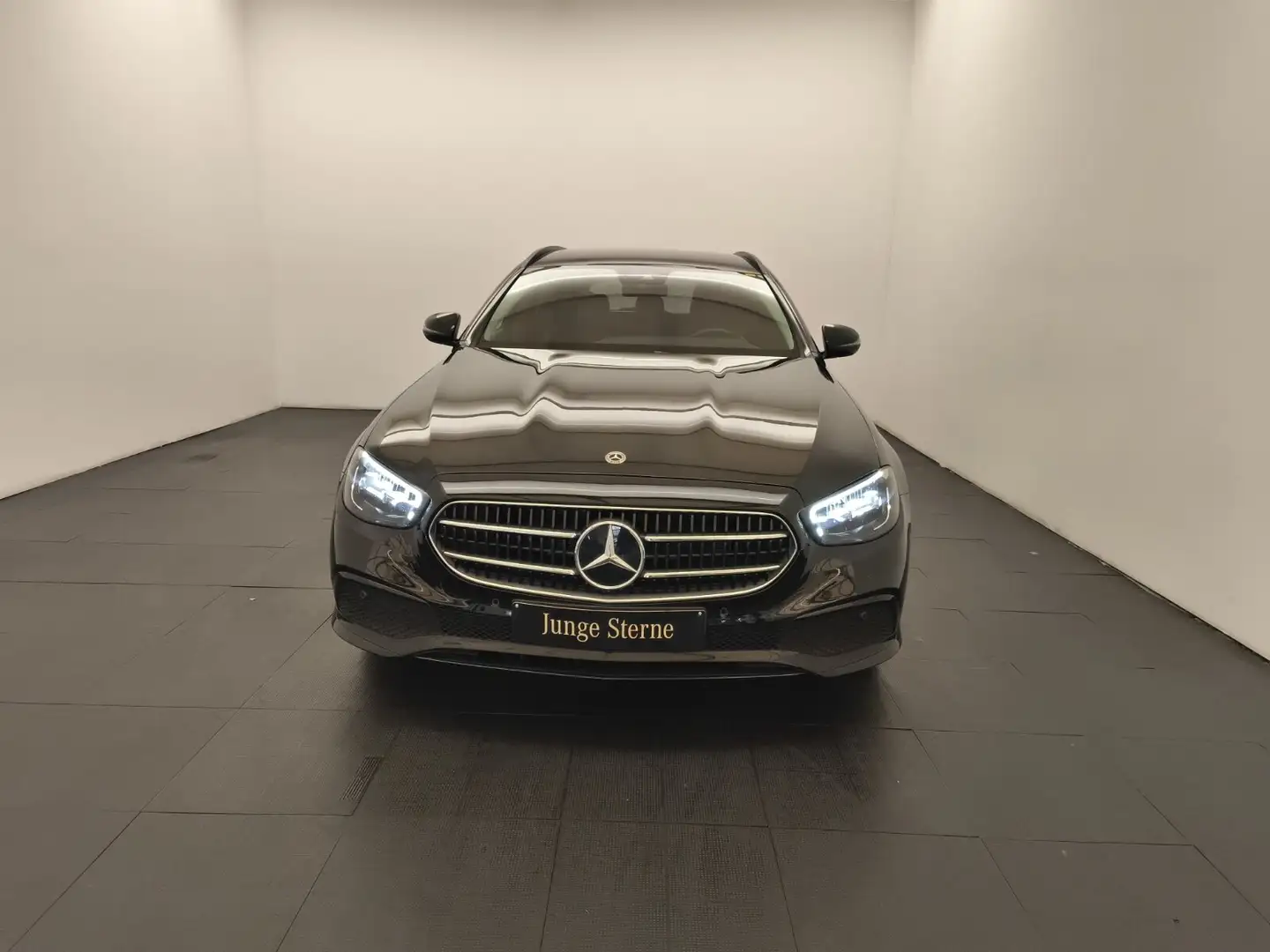 Mercedes-Benz E 300 E 300de T Avantgarde AHK Night Totwinkel RüCam Schwarz - 2