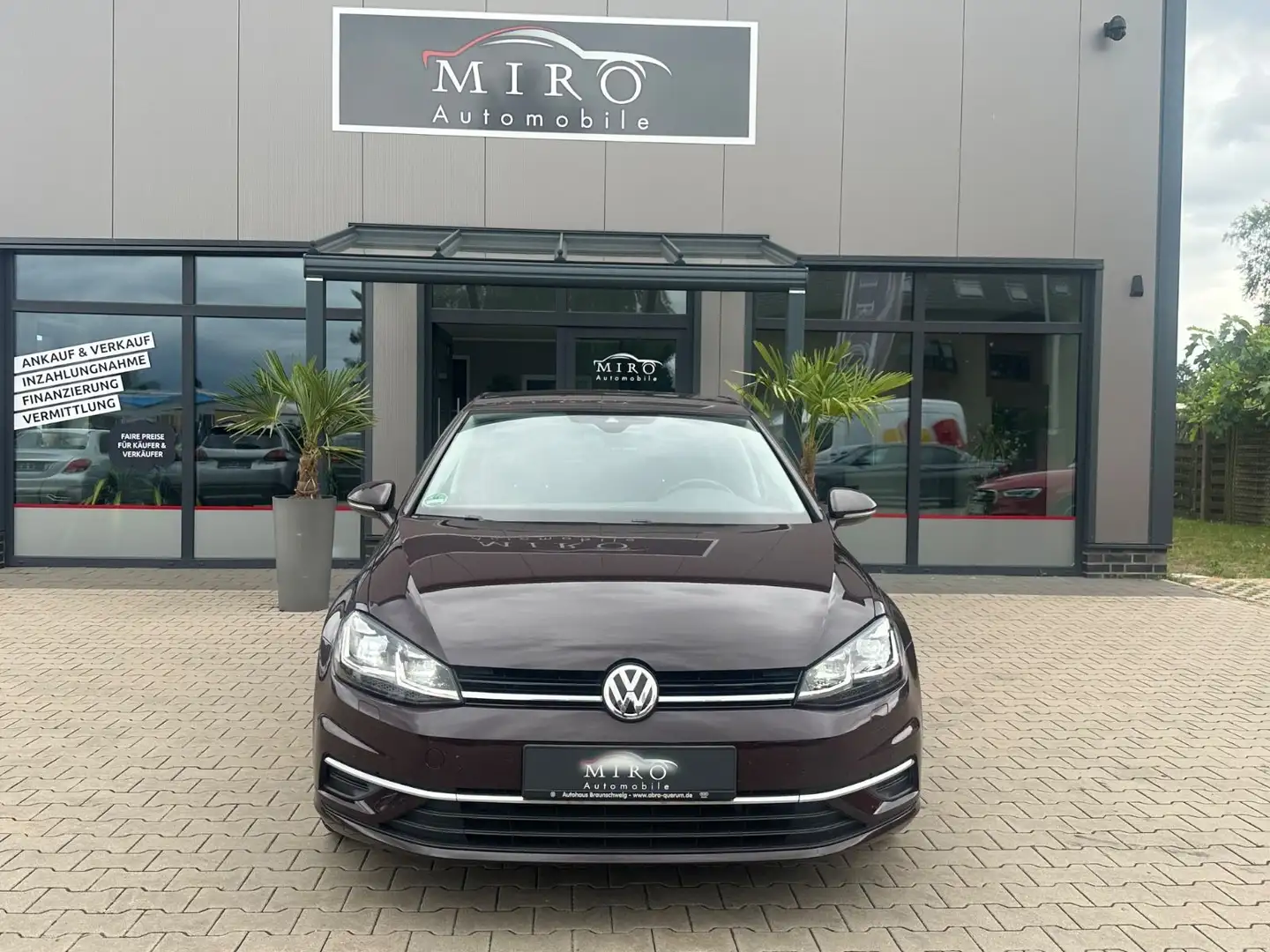 Volkswagen Golf VII Lim. Sound/ AHK/ APPLE CARPLAY Nero - 2