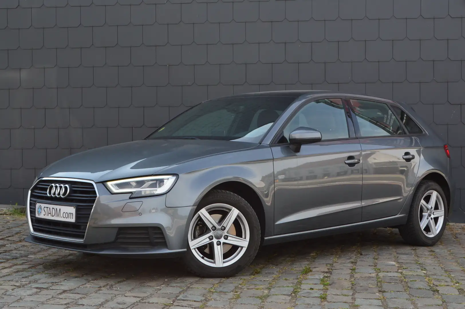 Audi A3 30 TDi Design 1HND Opendak Leder CarPass Grijs - 2