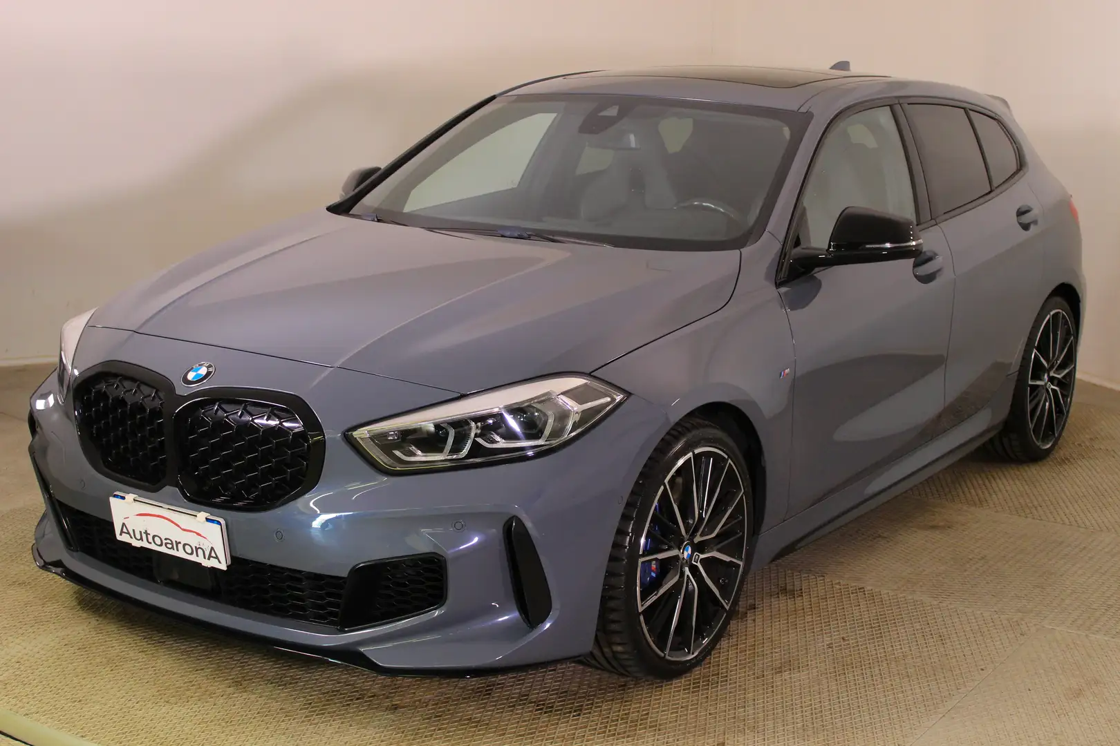 BMW 135 Serie 1 F40 M 135i xdrive auto Gris - 1