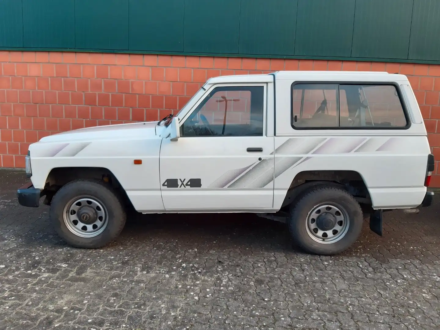 Nissan Patrol 2,8 Turbo-Diesel - erst 116000 Km. Blanc - 1
