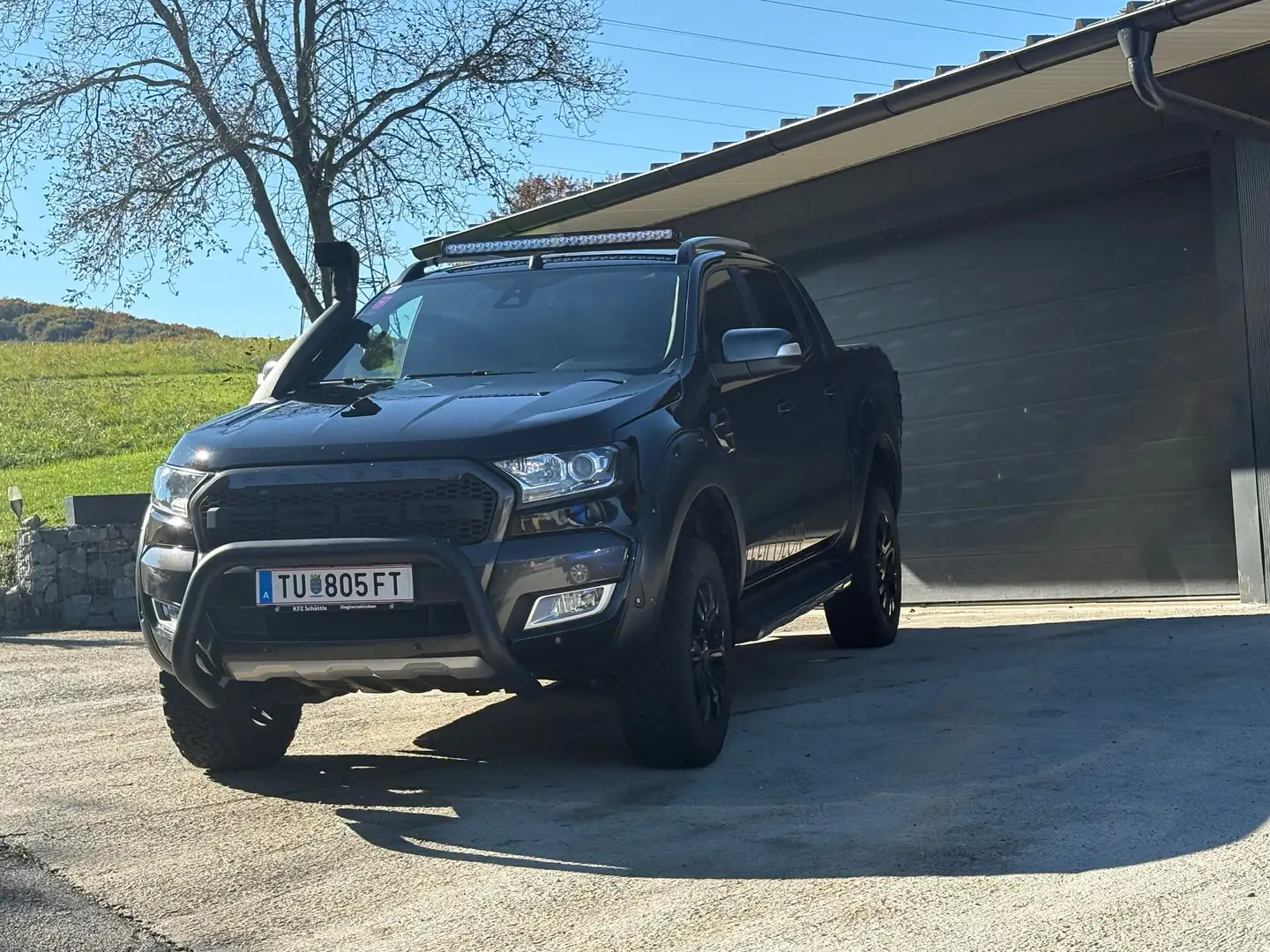 Ford Ranger 2AB/SA2W4P/59EBJ4 Schwarz - 2