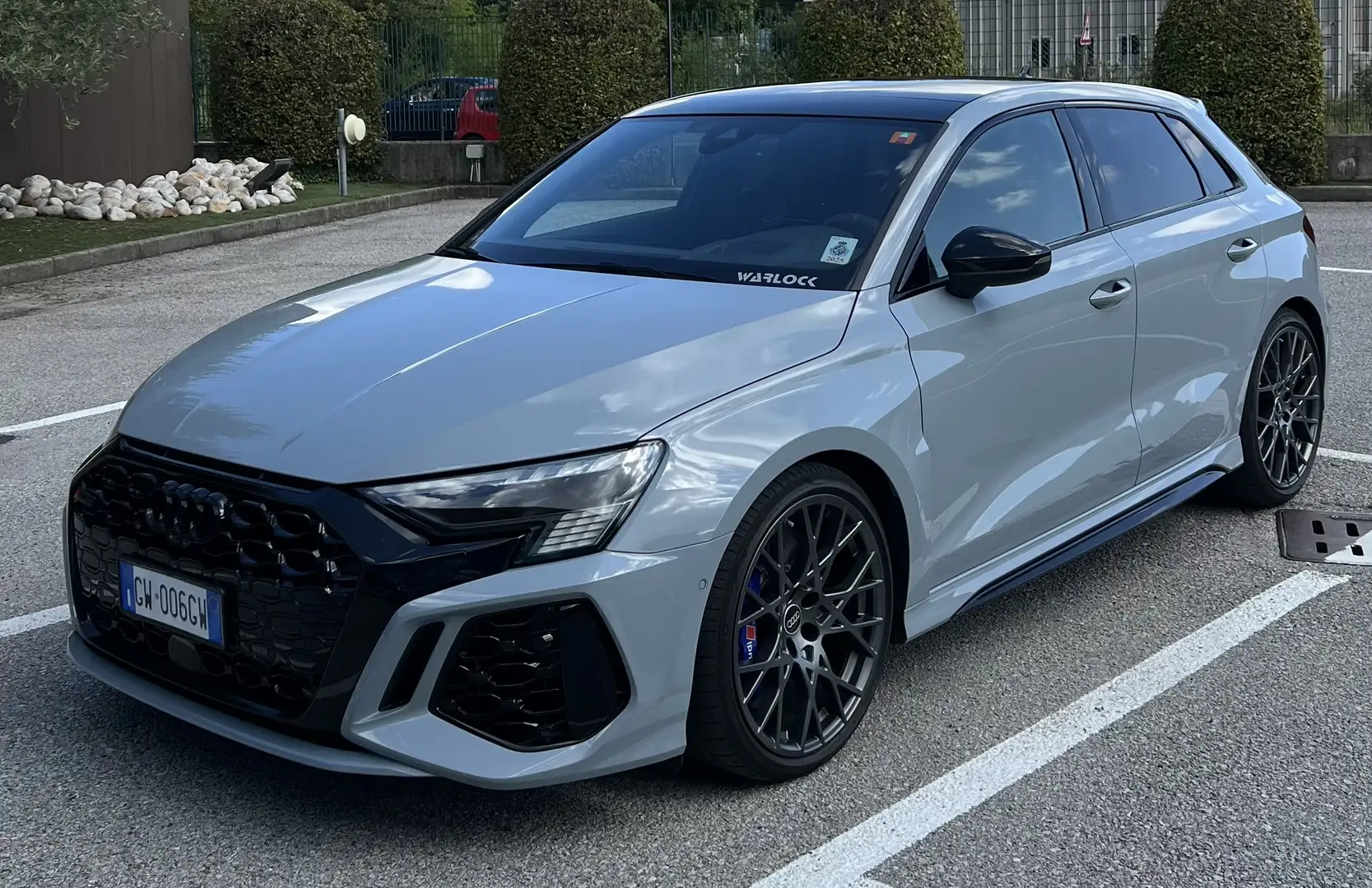 Audi RS3 PERFORMANCE 1/300 407cv Gris - 1