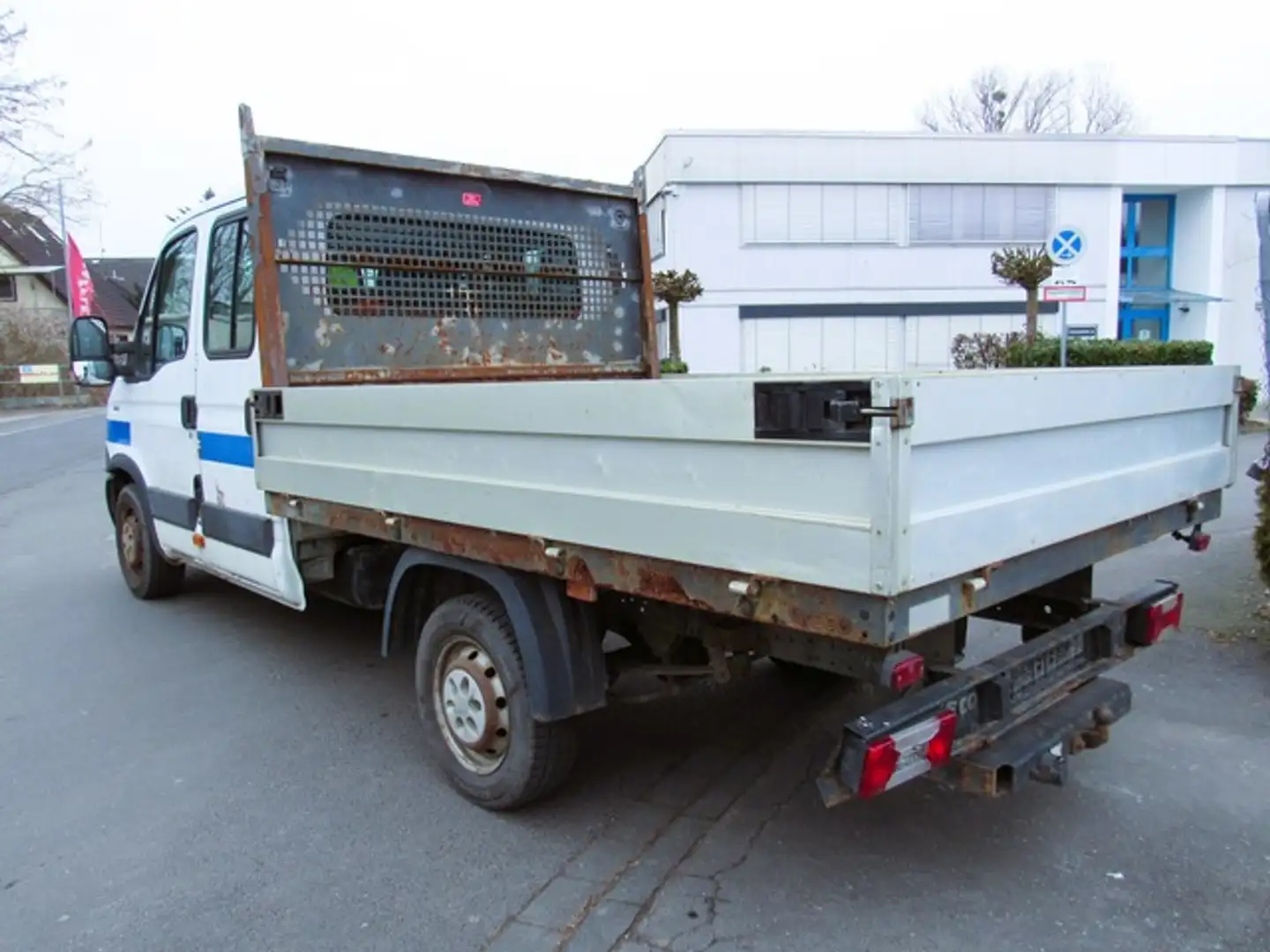 Iveco Daily 29L13 DoKa AHK 7-Sitzer EU5(35) Weiß - 2