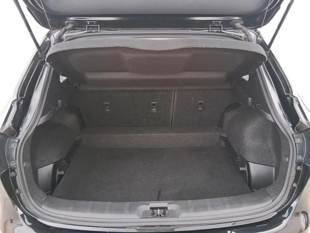 Nissan Qashqai снимка Nissan Qashqai
