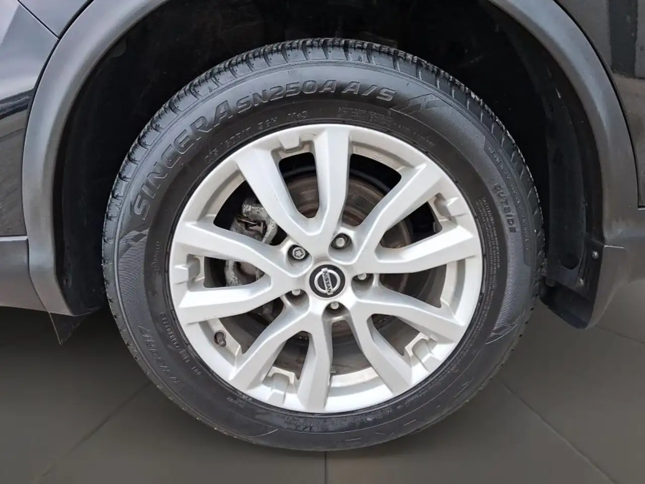 Nissan Qashqai снимка Nissan Qashqai