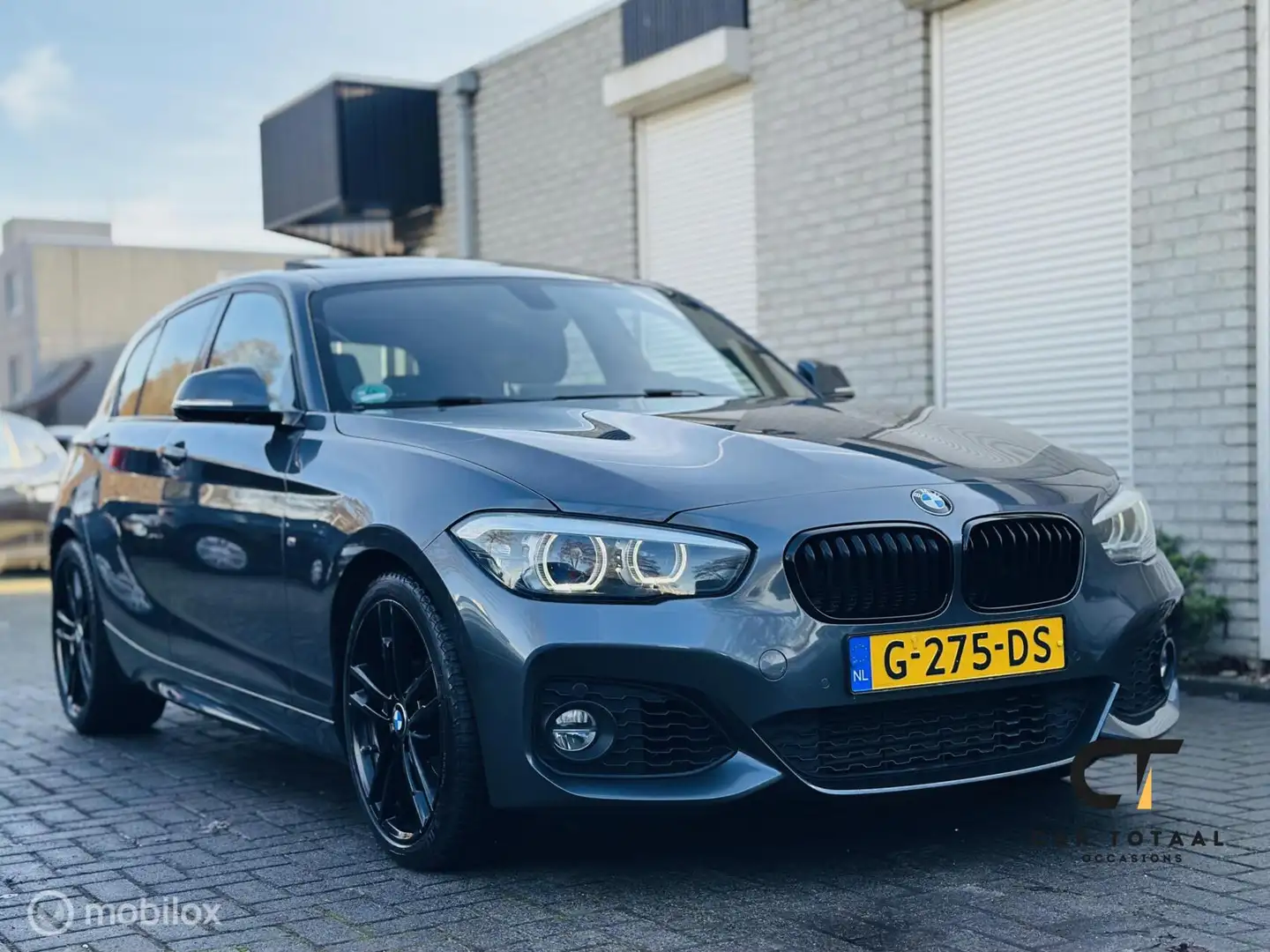 BMW 118 1-serie 118i M Sport Edition|PANO|CARPLAY|LED| Gris - 2