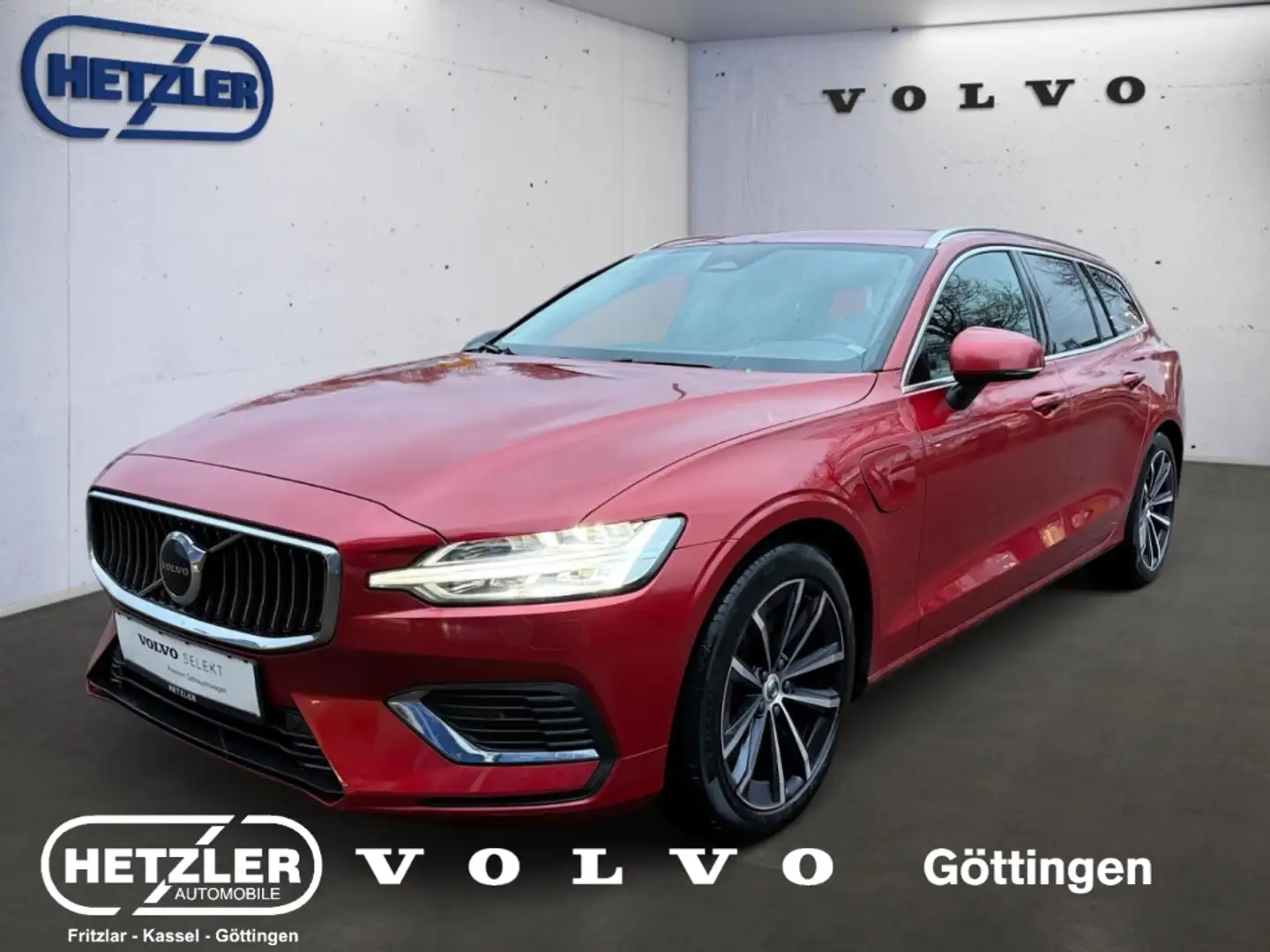 Volvo V60 Kombi Recharge Plug-In Hybrid AWD StandHZG AHK Dig Rot - 1