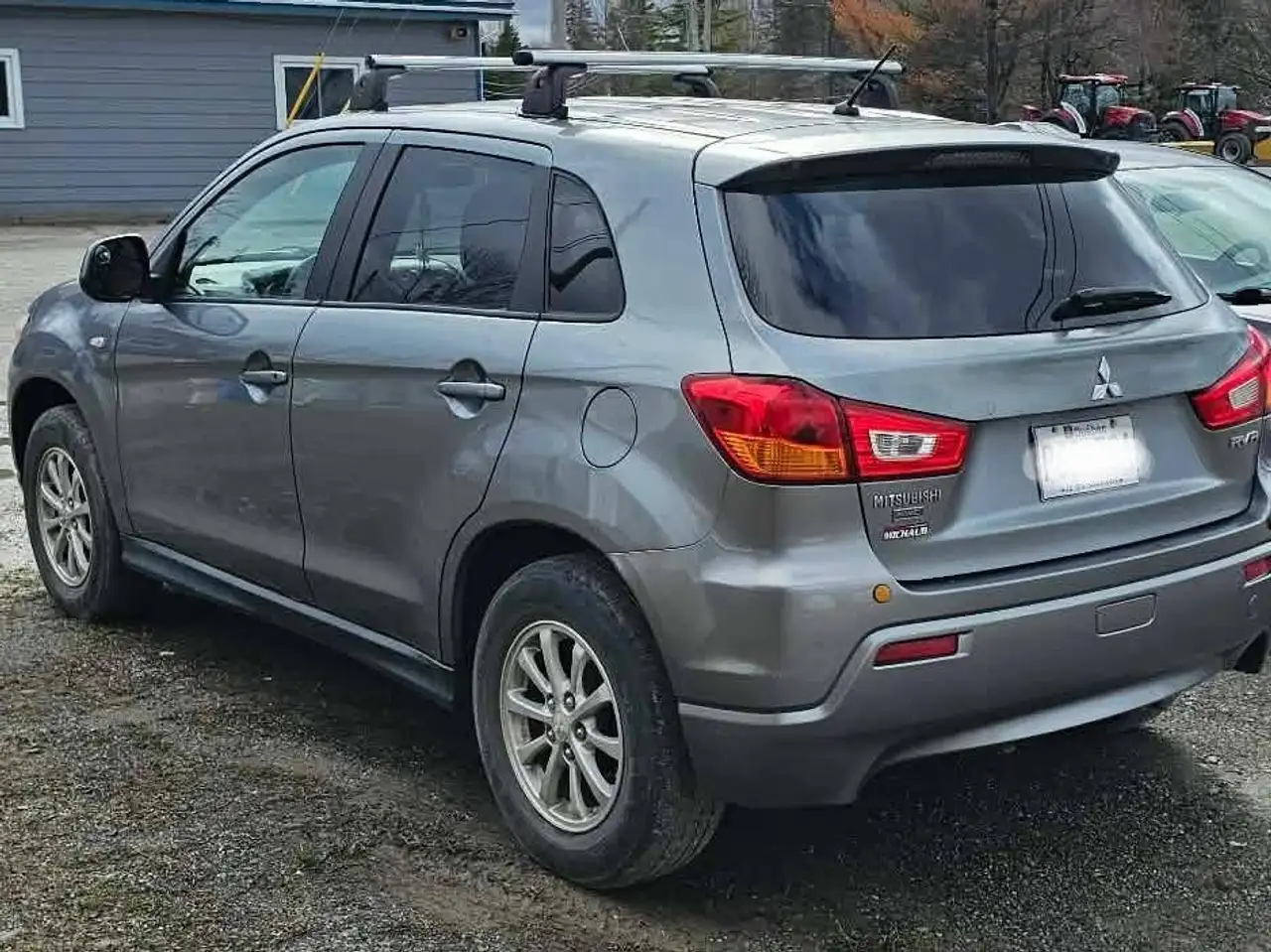 2011 Mitsubishi RVR