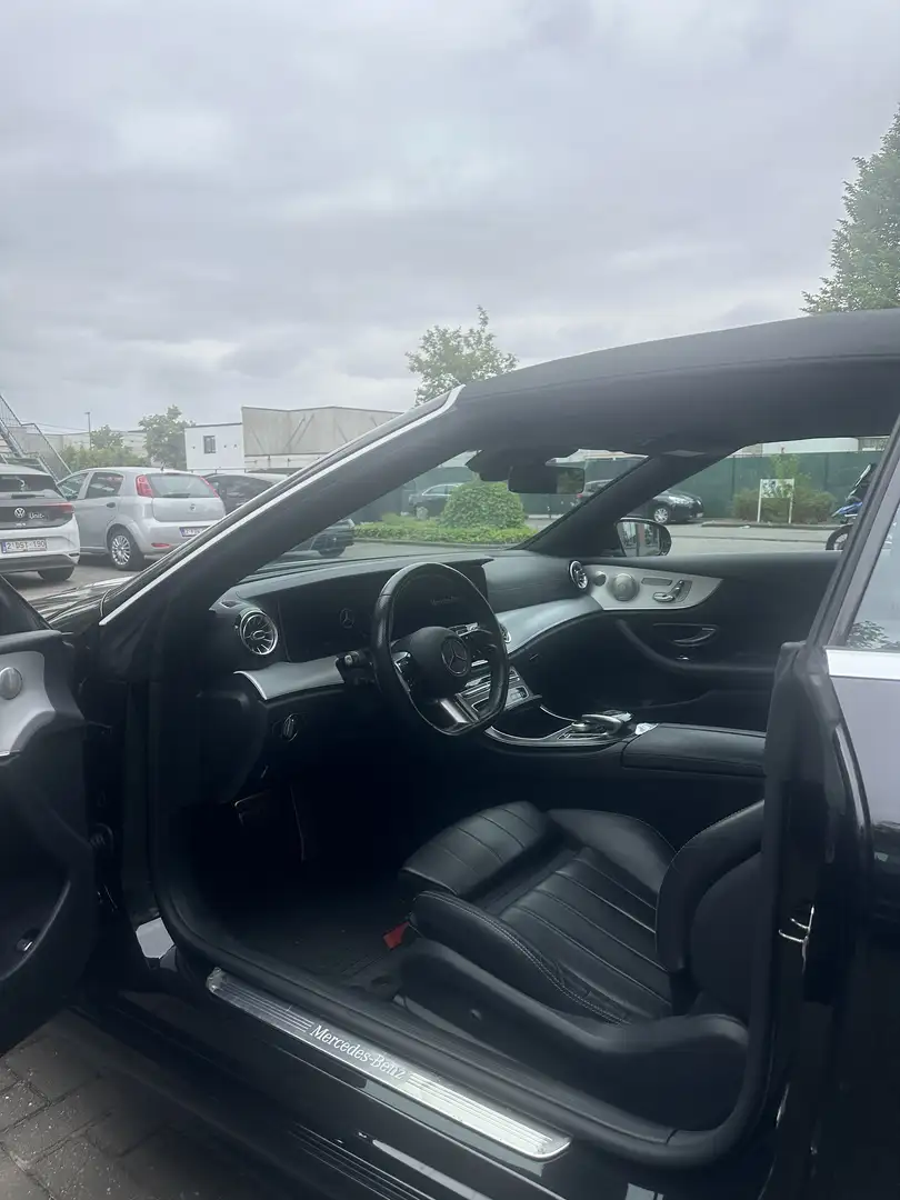 Mercedes-Benz E 200 Cabrio 9G-TRONIC AMG Line Zwart - 2