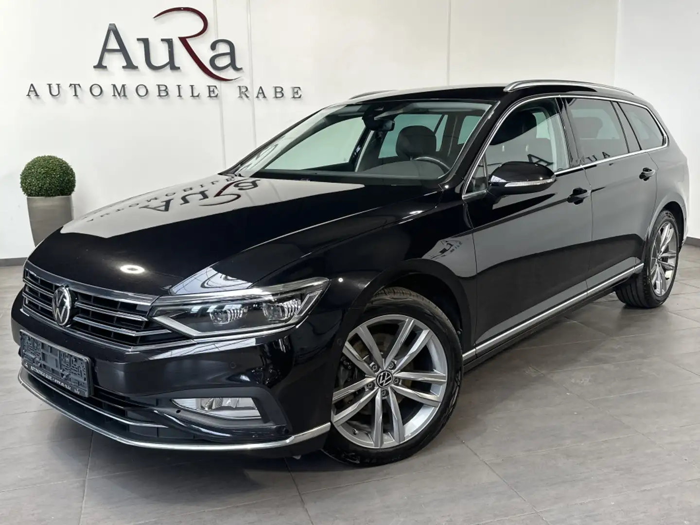 Volkswagen Passat Variant 2.0 TDI DSG 4M Elegance NAV+LED Black - 2