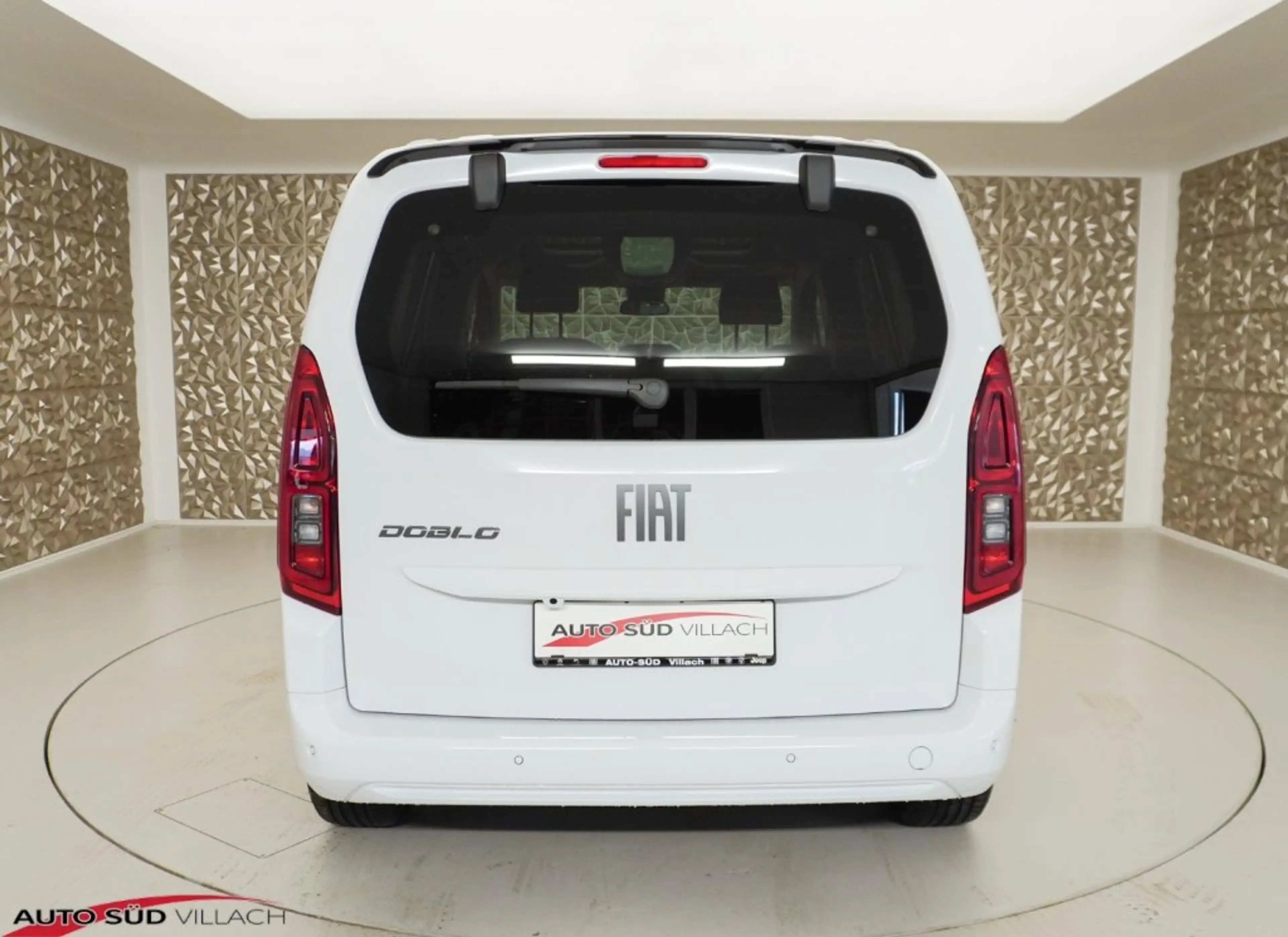 Fiat Doblo Serie 3 Automatik — photo 6