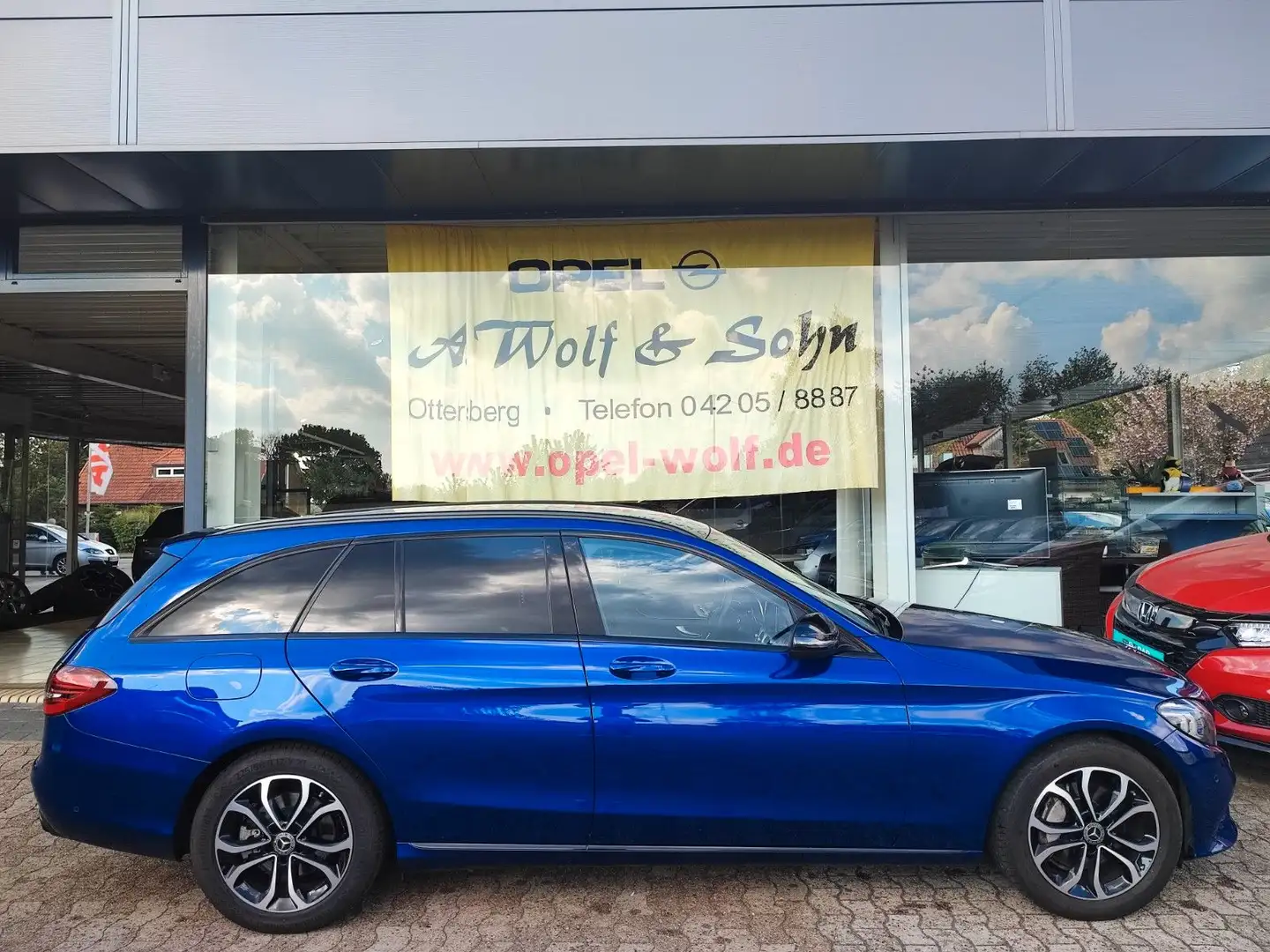 Mercedes-Benz C 300 d T Avantgarde ACC+MLED+NAV+MEMORY+AIRMATIC Blau - 1