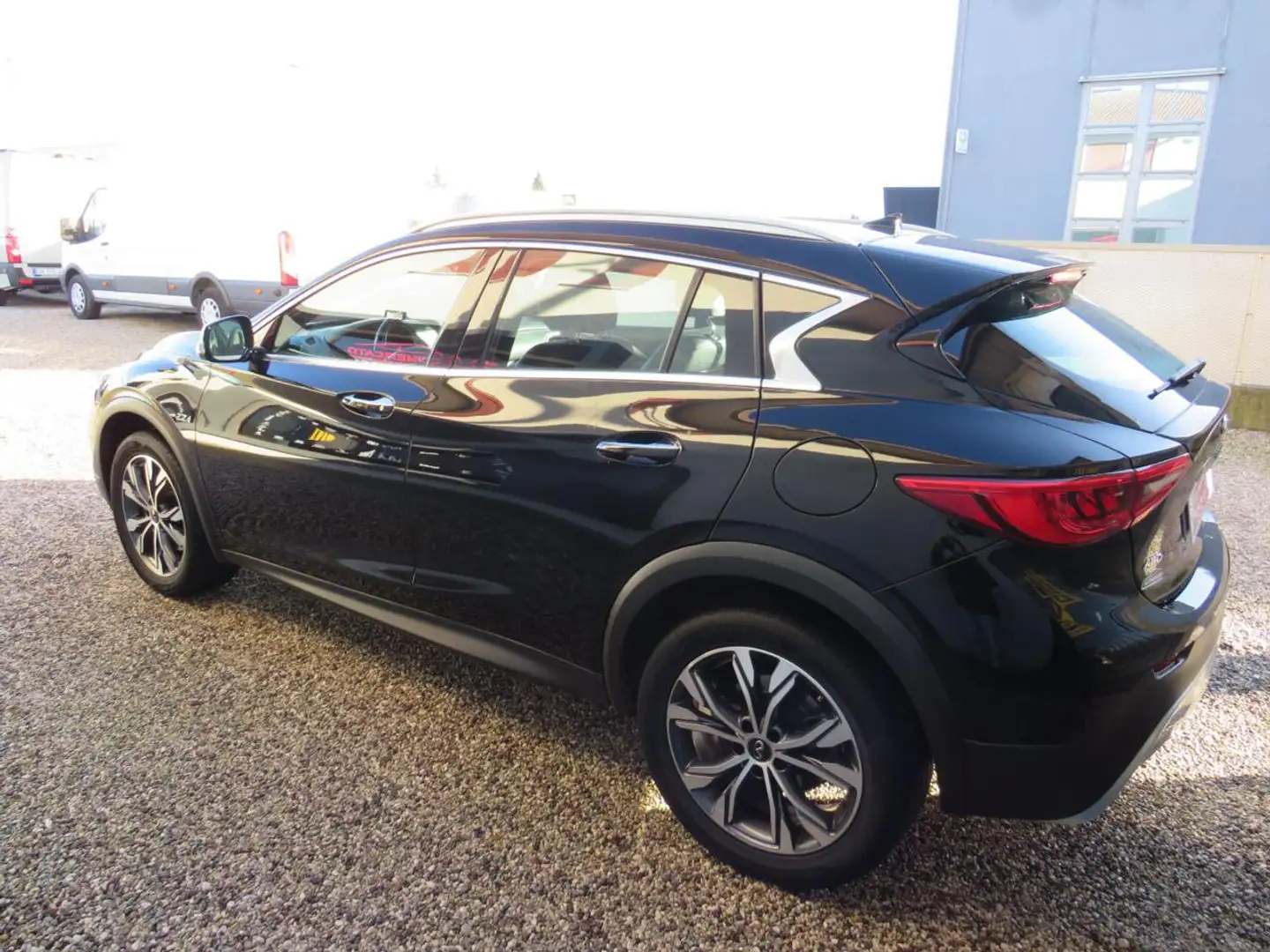 Infiniti QX30 2.2 diesel DCT AWD Premium Grigio - 2