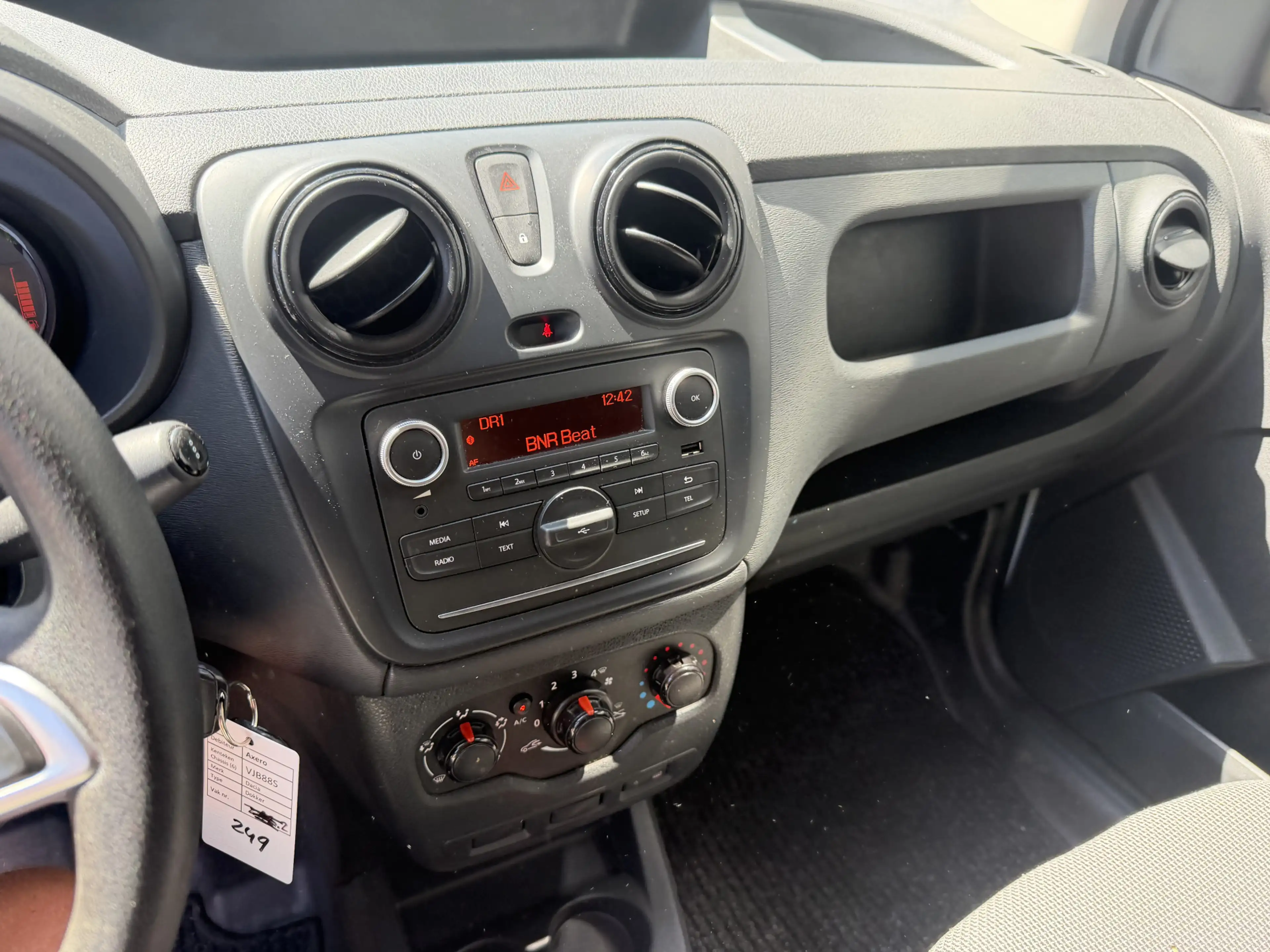 Dacia Dokker 1.5 Blue dCi 90 Solid – Praktisch, Zuinig en Betro — photo 10