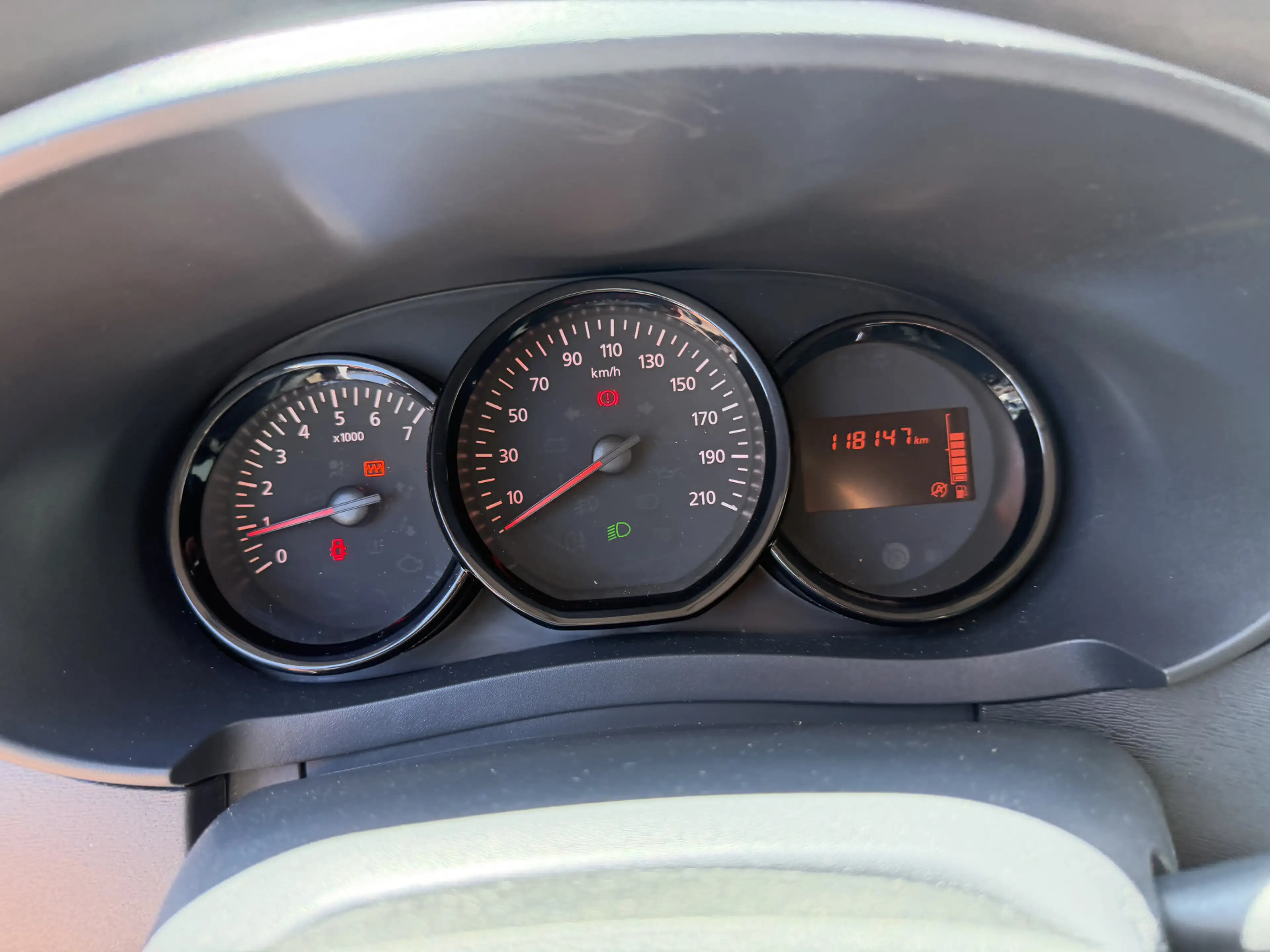Dacia Dokker 1.5 Blue dCi 90 Solid – Praktisch, Zuinig en Betro — photo 11