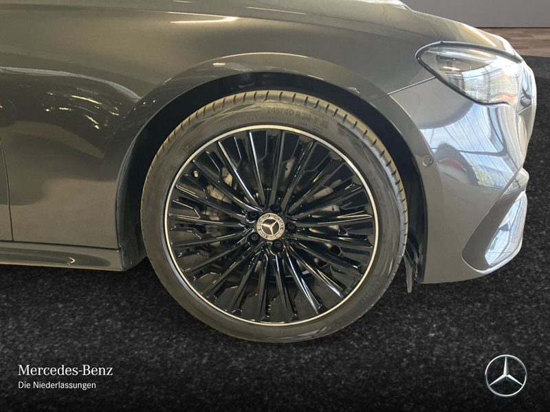 Mercedes-Benz E 200 AMG Fahrass WideScreen 360° Airmat Pano PTS — photo 6