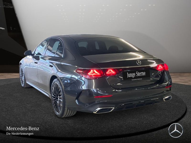 Mercedes-Benz E 200 AMG Fahrass WideScreen 360° Airmat Pano PTS — photo 10