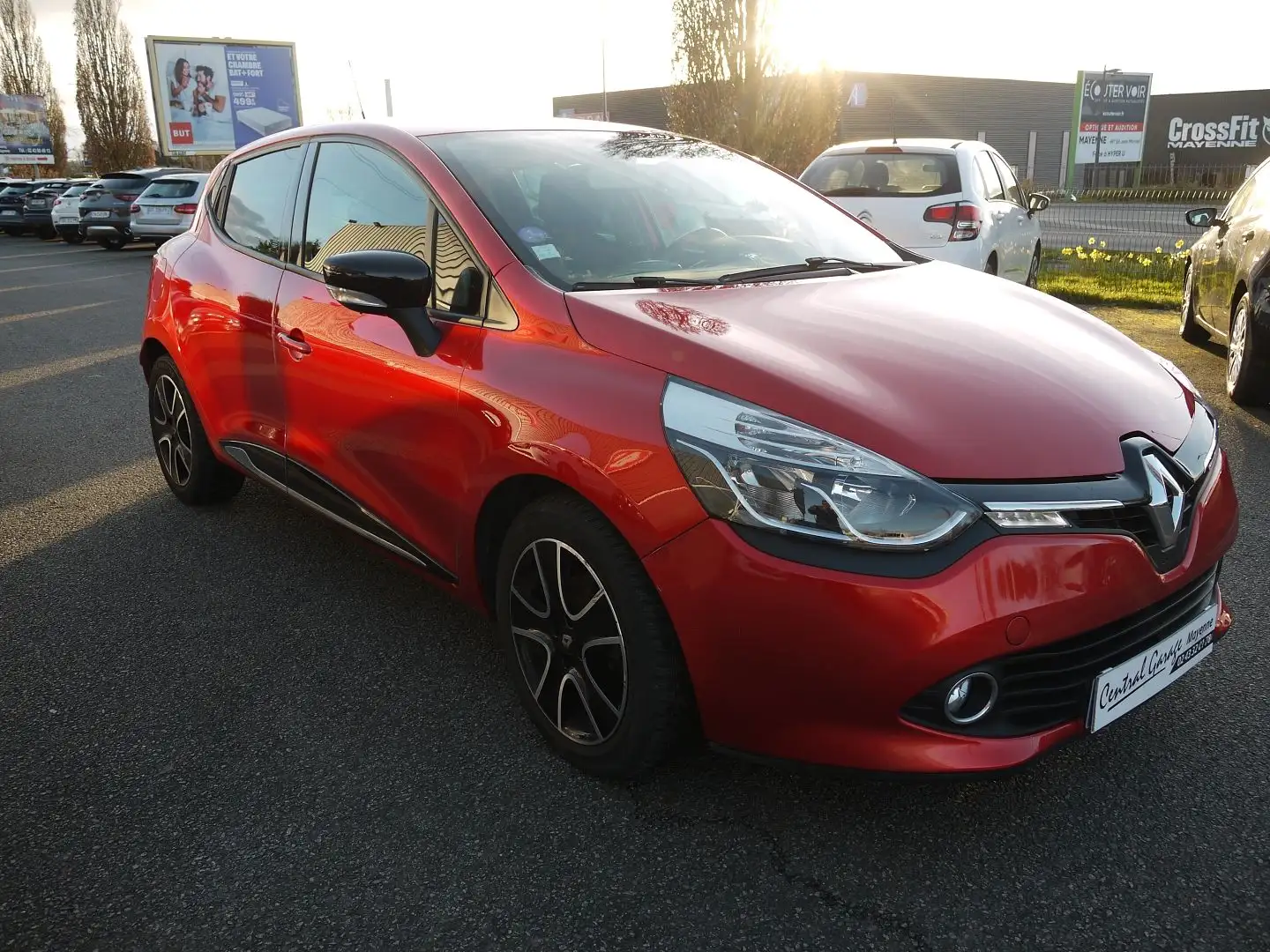 Renault Clio 0.9 TCE 90CH ENERGY LIMITED ECO² Rot - 1