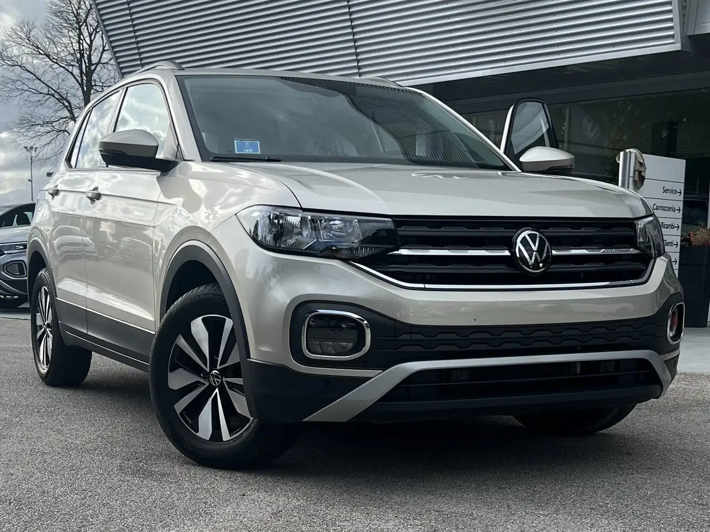 Volkswagen T-Cross 1.0 tsi Style 110cv dsg Argento - 1