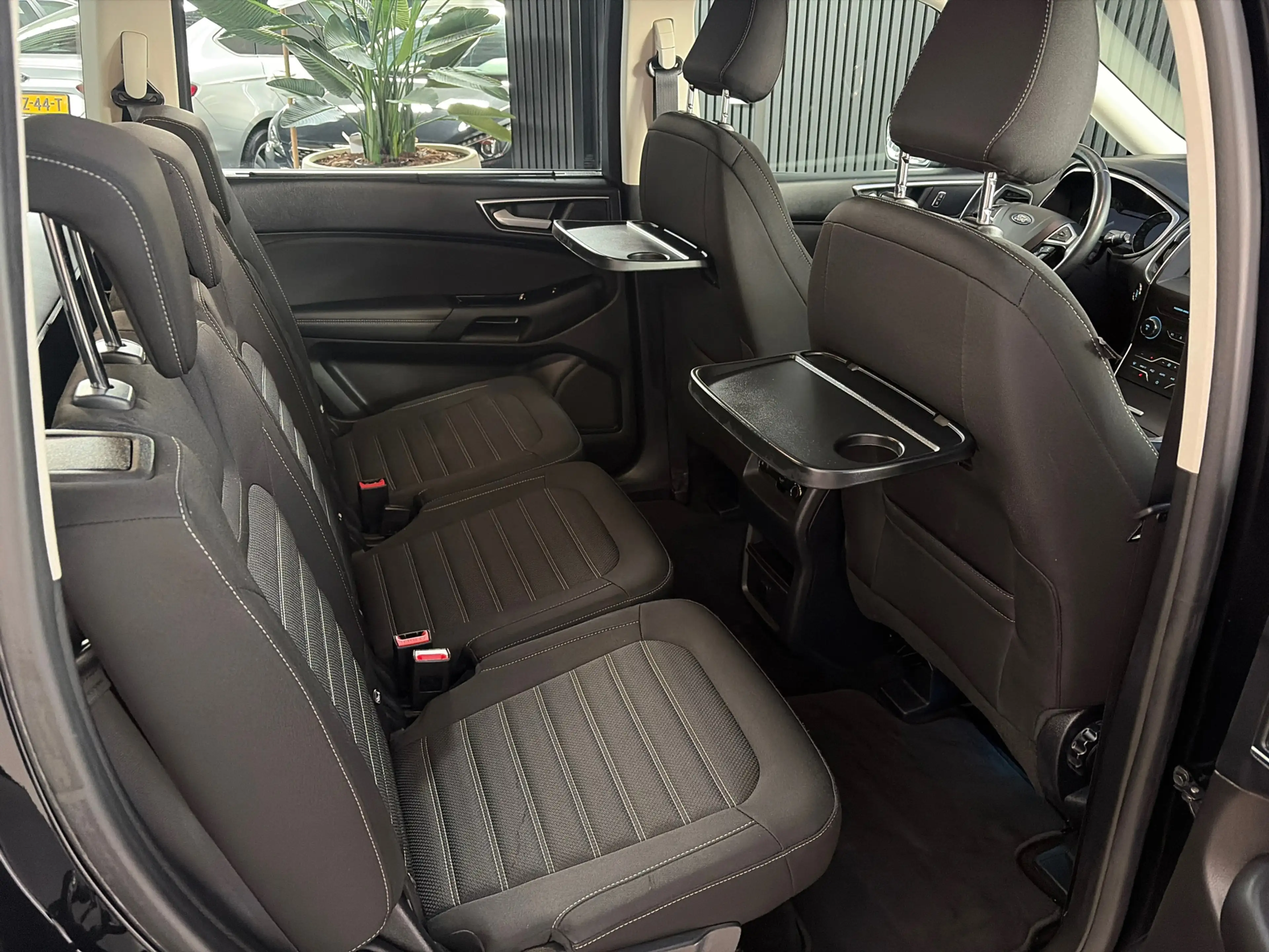 Ford Galaxy 1.5 Titanium/ 7 pers, Volle uitvoering en zeer net — photo 12