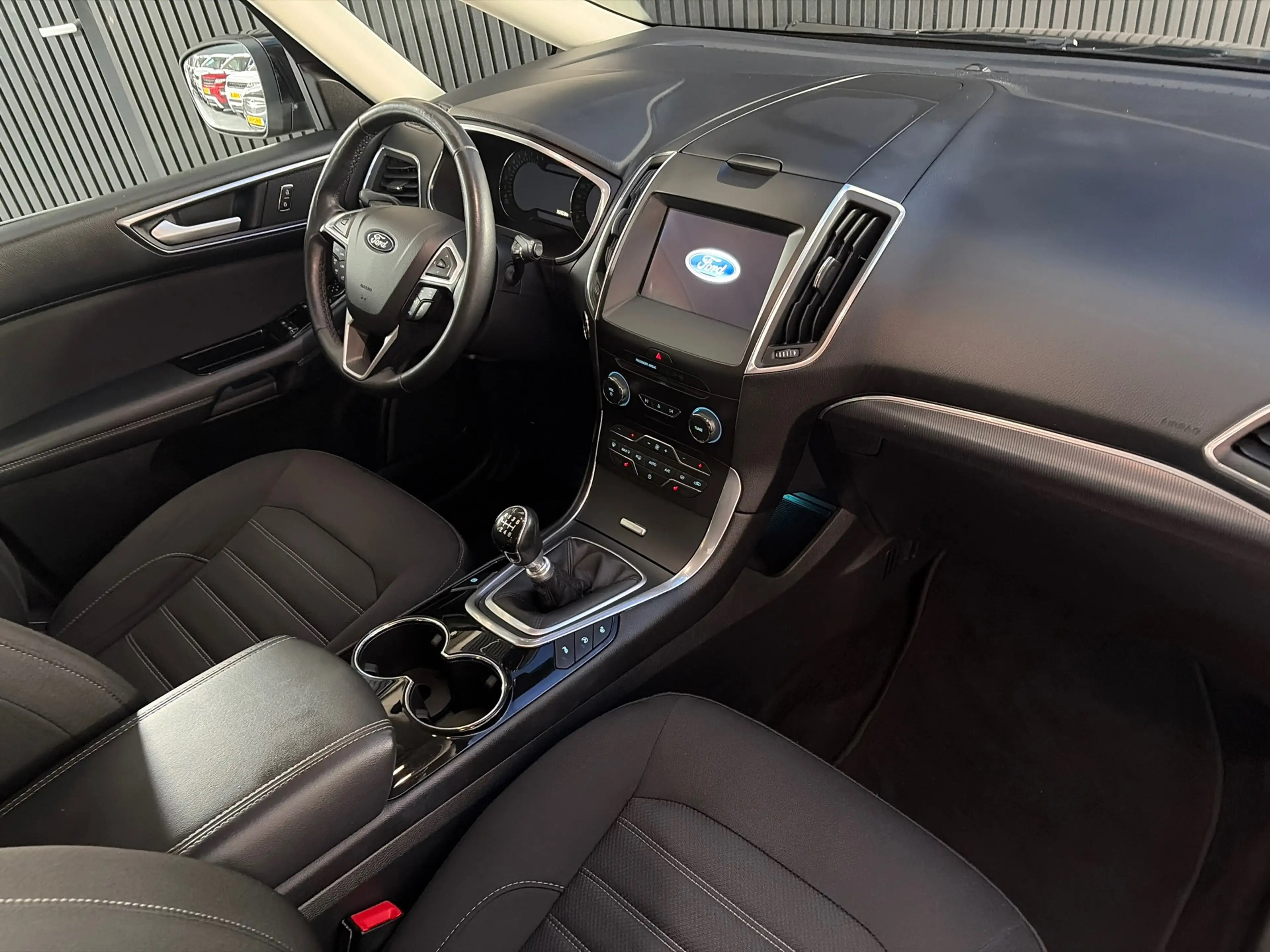 Ford Galaxy 1.5 Titanium/ 7 pers, Volle uitvoering en zeer net — photo 11