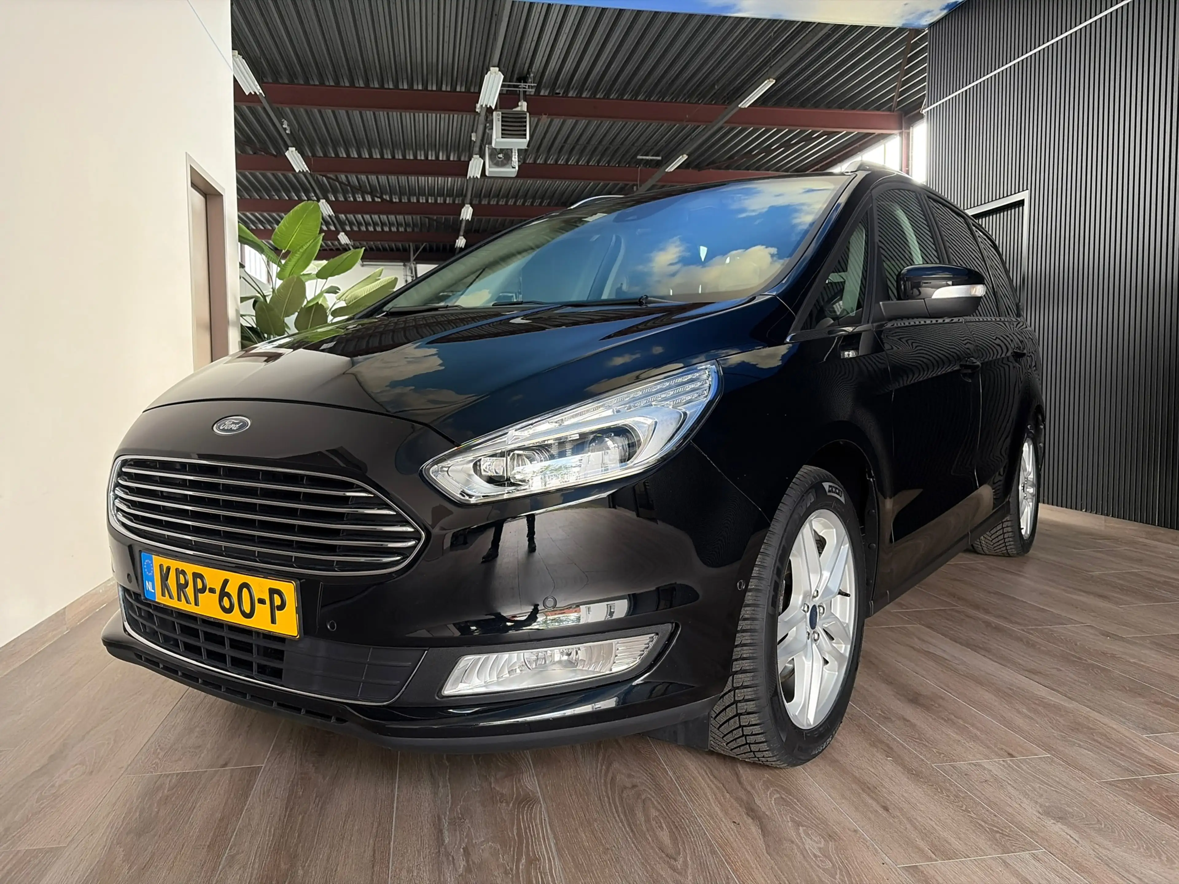 Ford Galaxy 1.5 Titanium/ 7 pers, Volle uitvoering en zeer net — photo 6