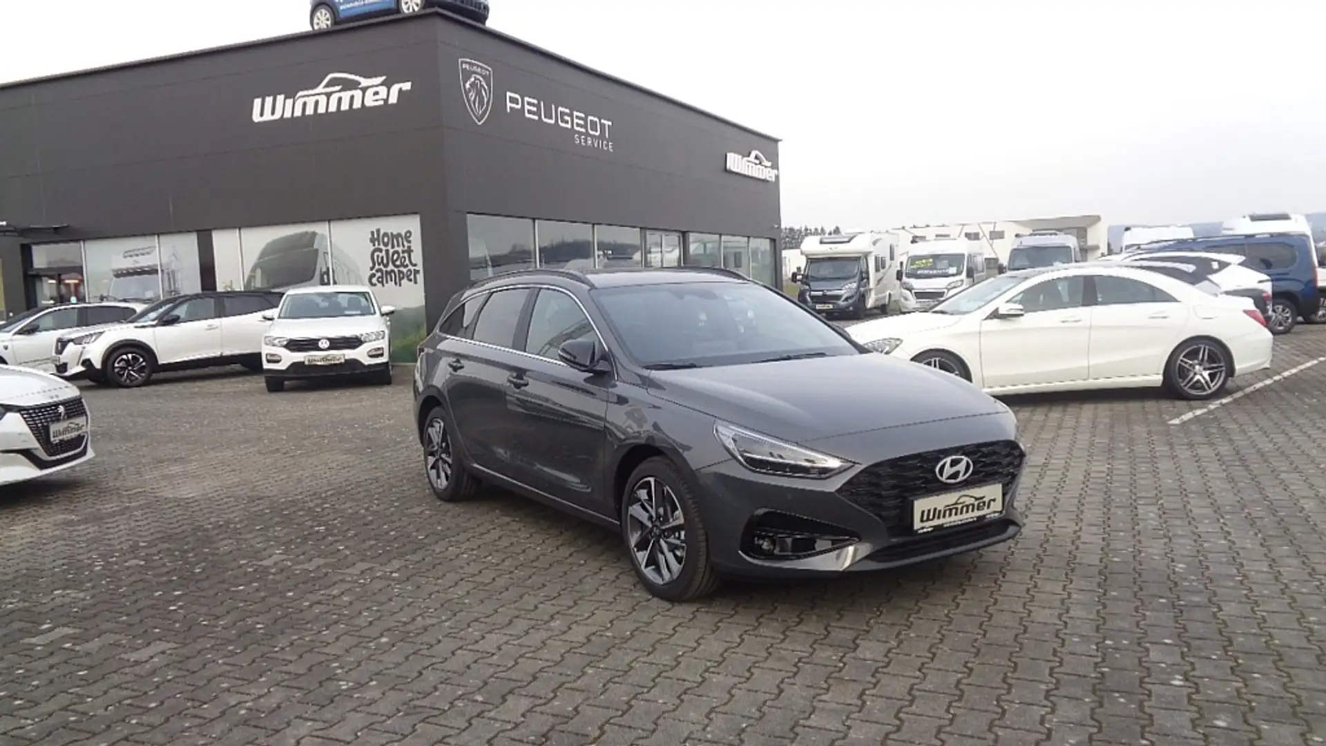 Hyundai i30 Kombi 1,0 TGDI Go! Plus DCT Grau - 2