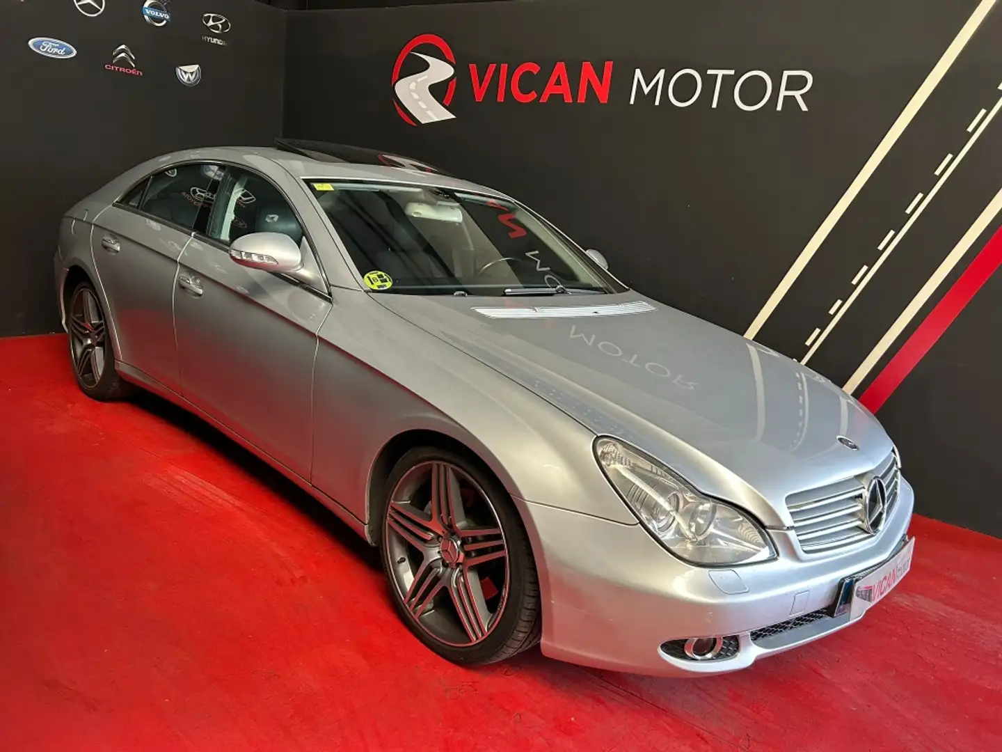 Mercedes-Benz CLS 350 Aut. Plateado - 1