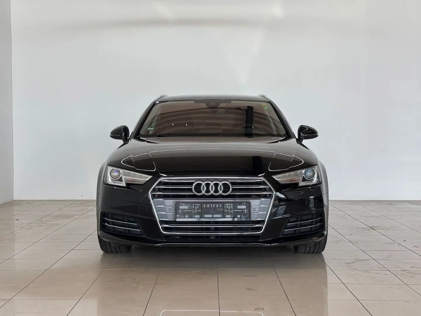 Audi A4 Avant sport ultra 8 Fach SHZ Navi VirtualCo Noir - 2