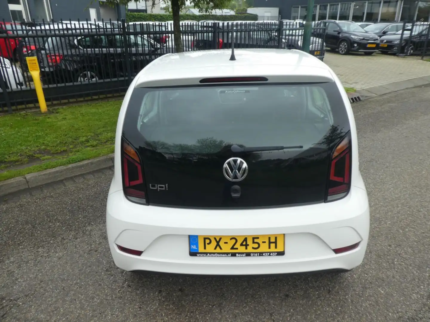 Volkswagen up! 1.0 BMT move up! 5 deurs, airco, bluettooth, etc. Wit - 2