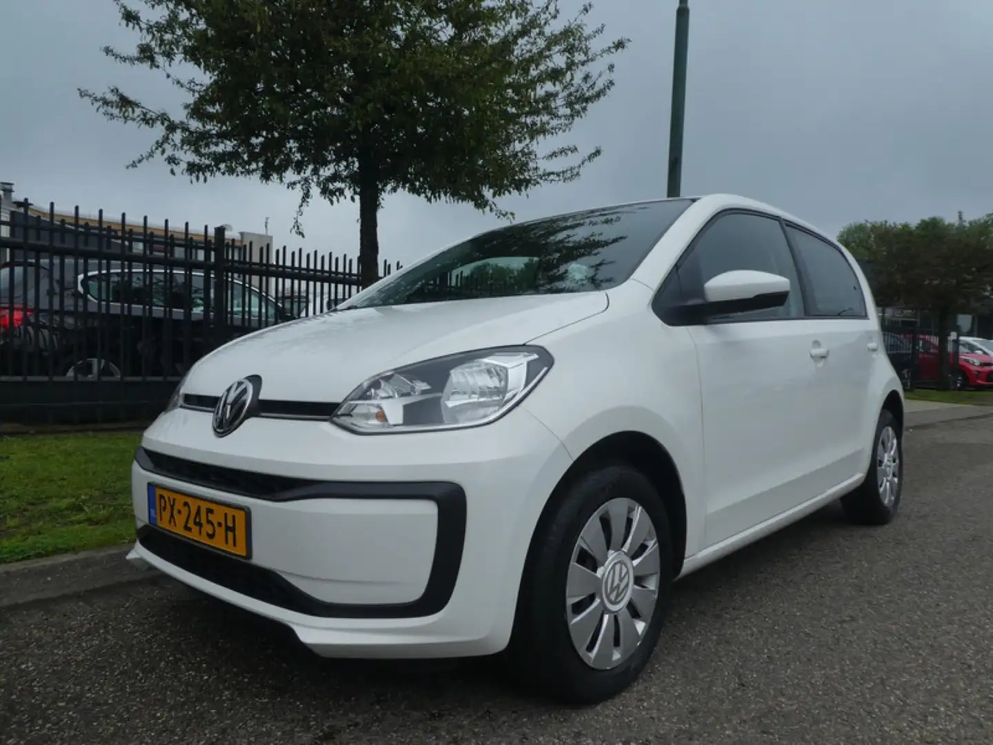 Volkswagen up! 1.0 BMT move up! 5 deurs, airco, bluettooth, etc. Wit - 1